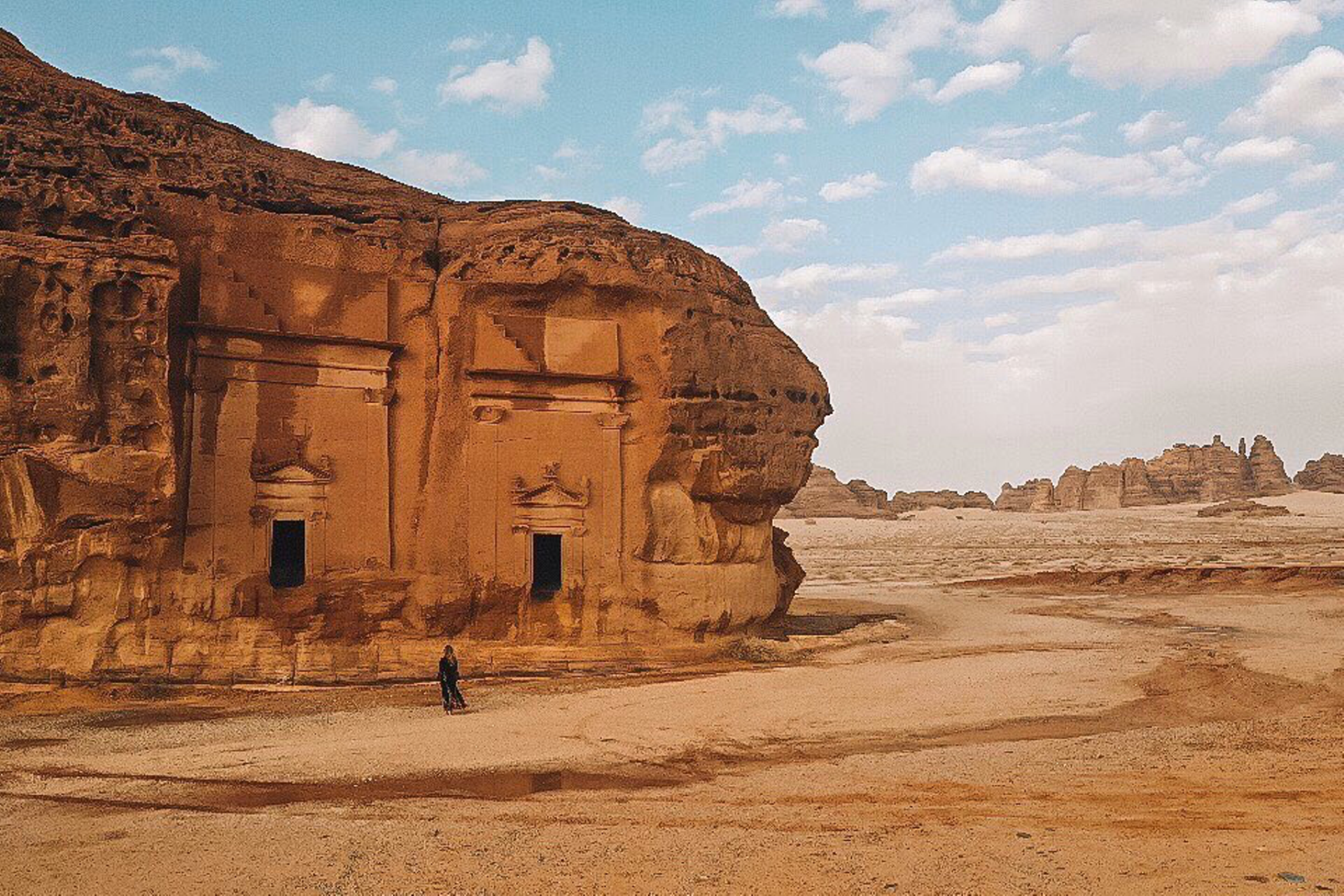 From AlUla: Hegra Tour – Saudi Arabia