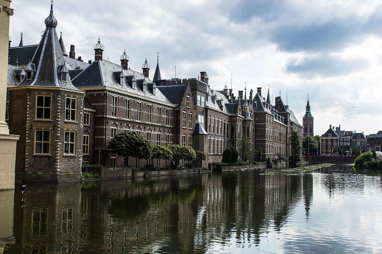 From Amsterdam: The Hague and Delft Sightseeing Tour – The Hague, Netherlands