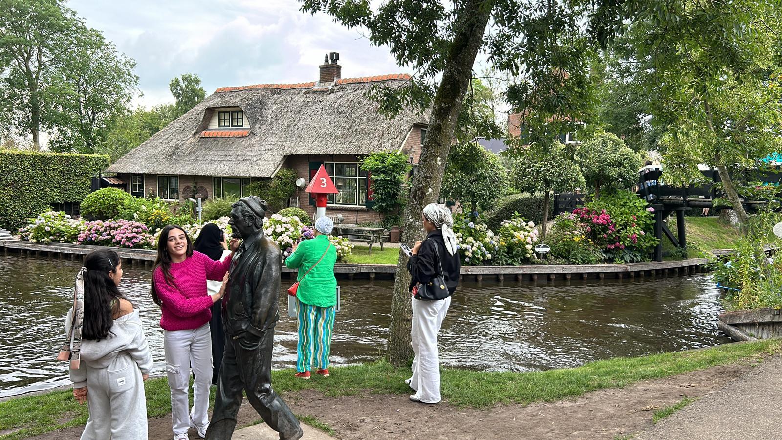 From Amsterdam to Giethoorn Day Trip – Amsterdam, Netherlands