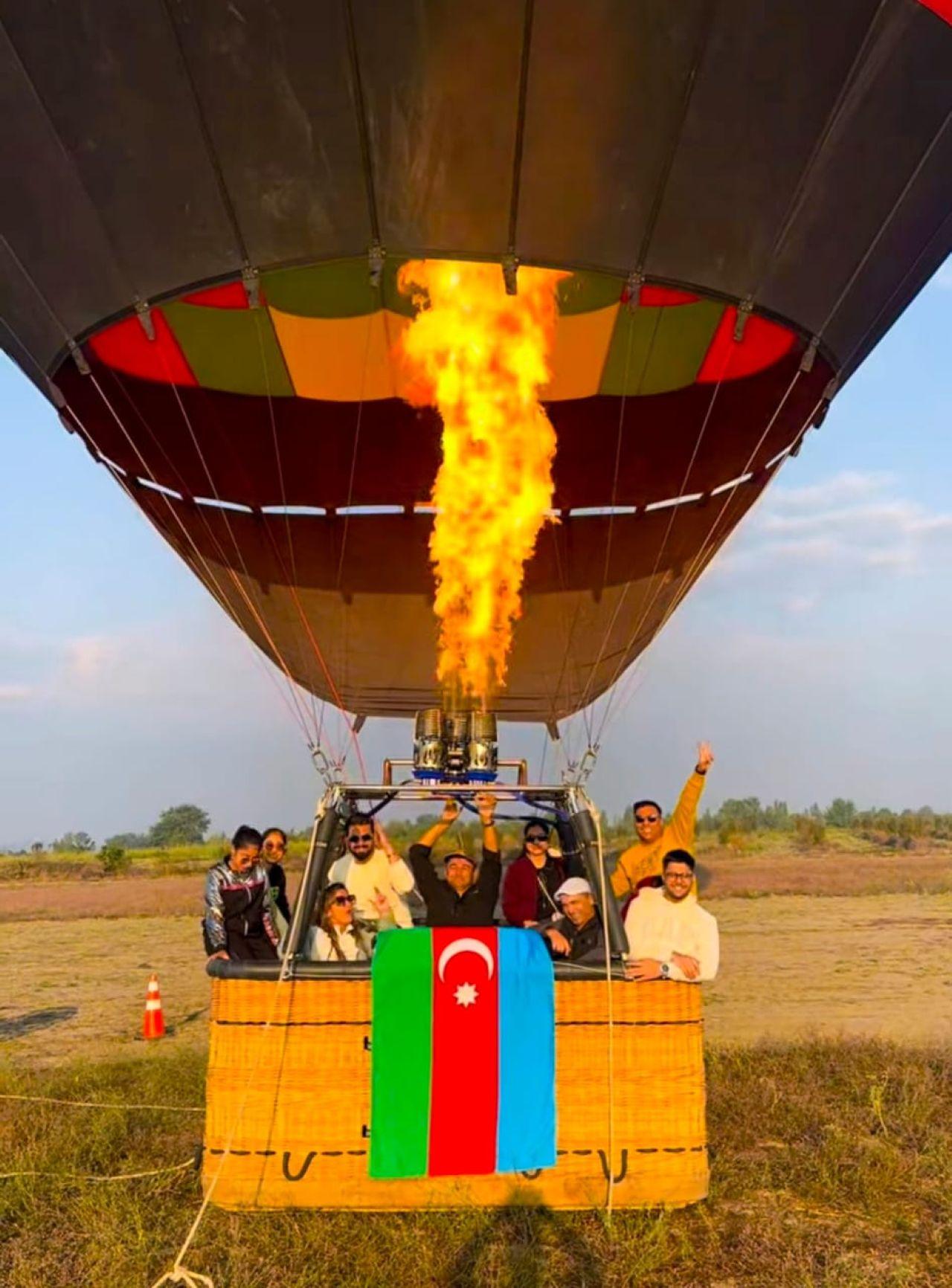 From Baku: Hot Air Balloon, Zipline, and Off-Road Adventure – Azerbaijan