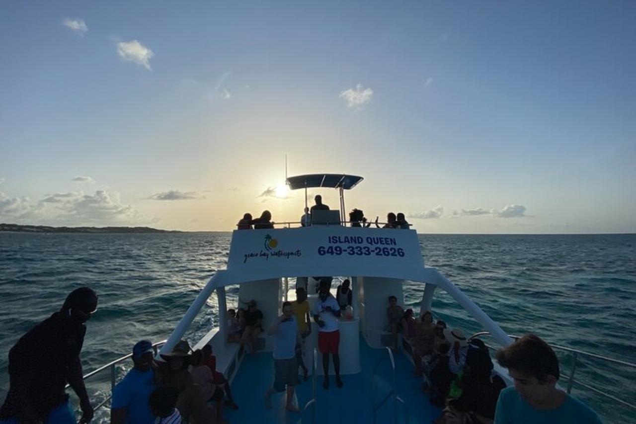 From Grace Bay: Private Catamaran Sunset Cruise – Turks and Caicos