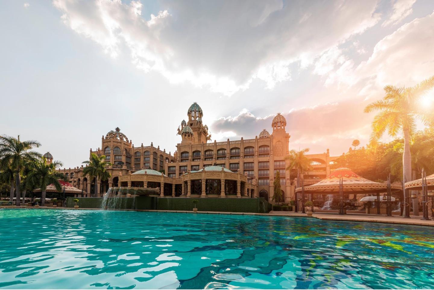 From Johannesburg: Sun City Resort Day Tour – Johannesburg, South Africa