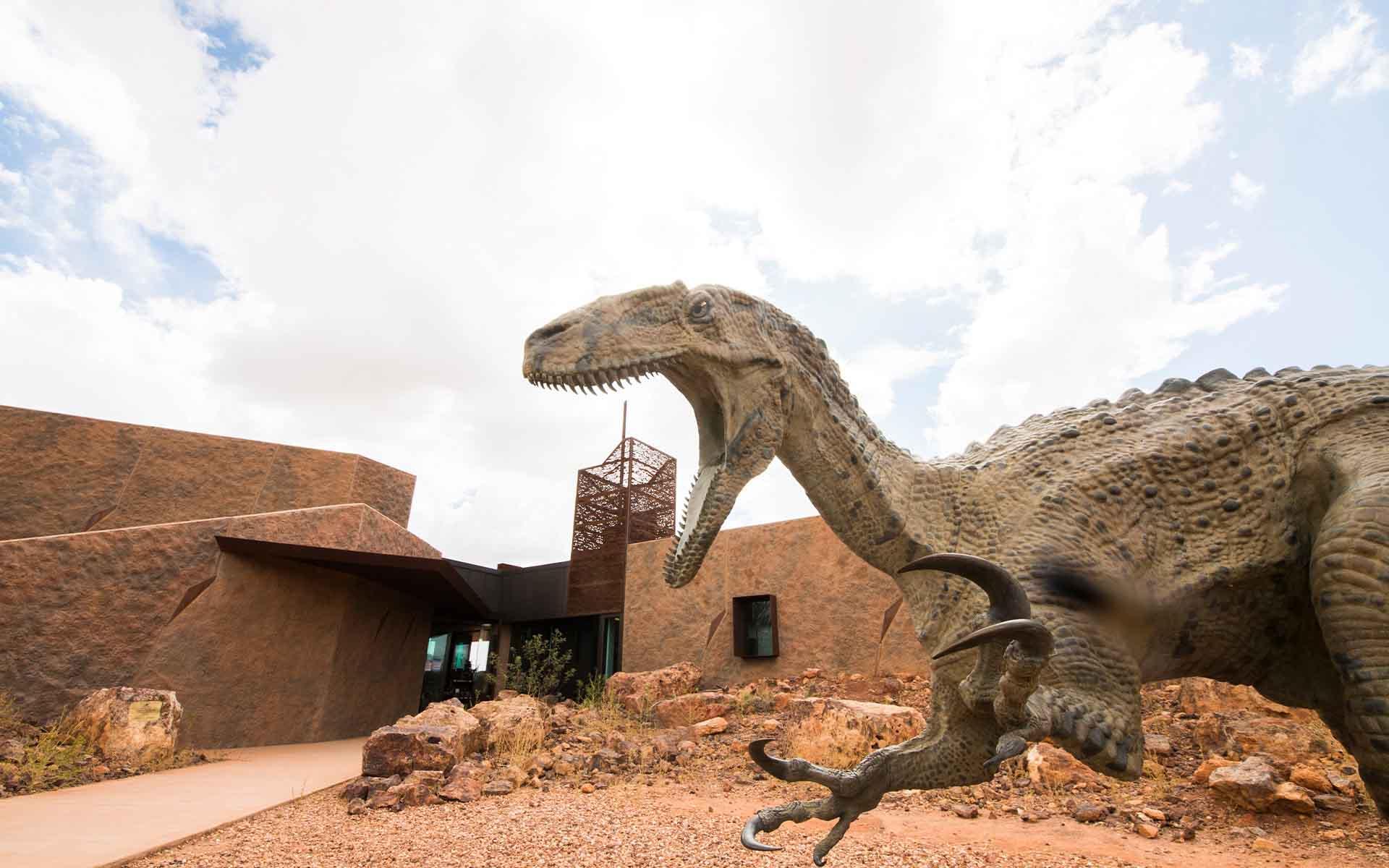 From Longreach: Outback Winton Full Day Tour – Winton, Australia