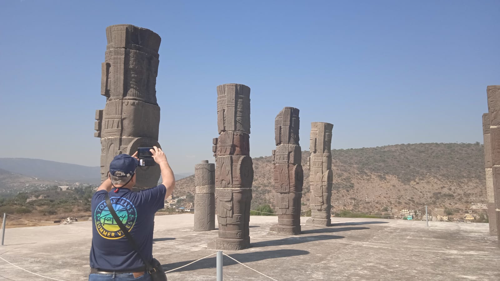 From Mexico City: Pyramids of Tula and Teotihuacan Day Tour – Mexico City, Mexico