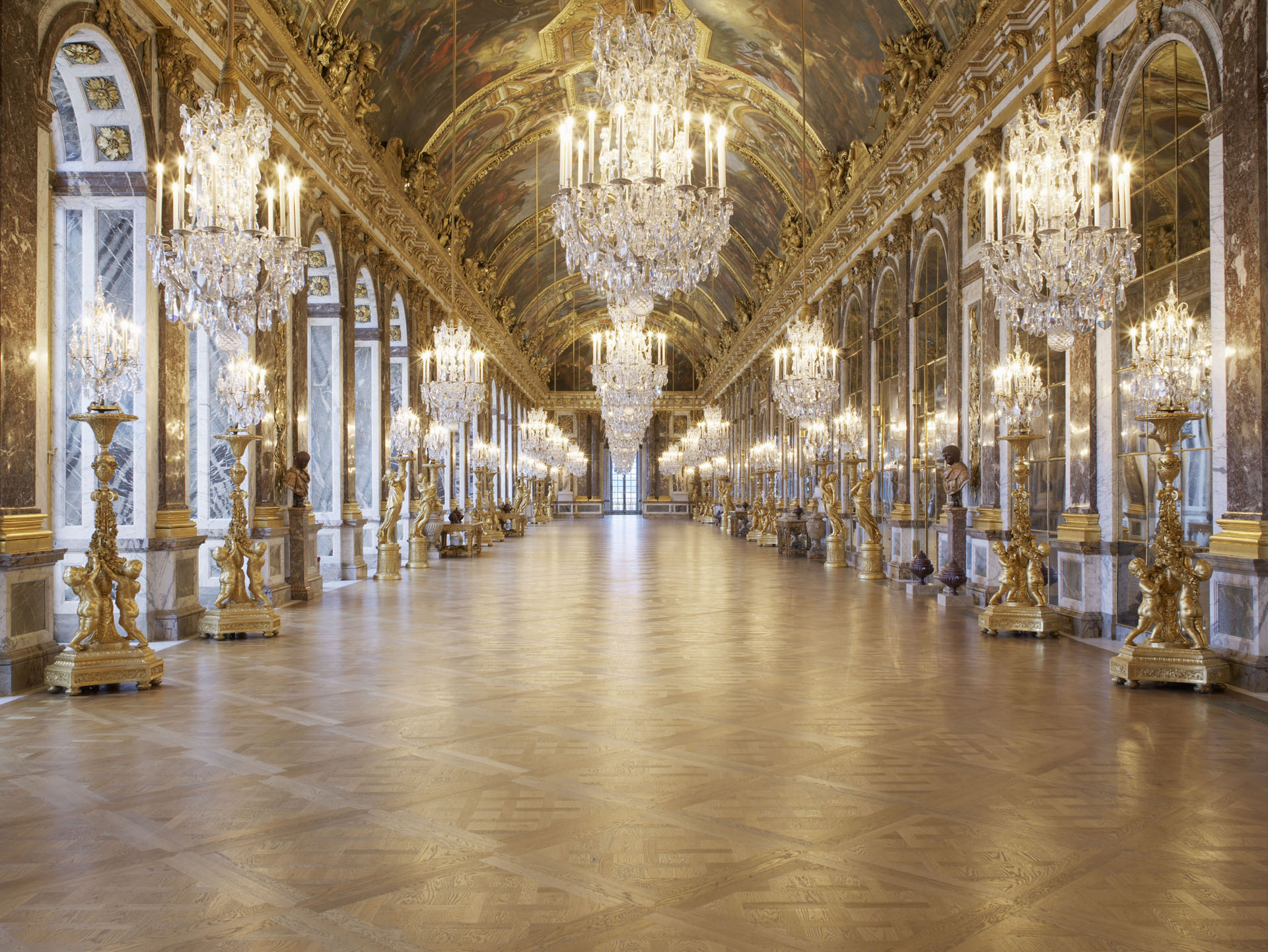 From Paris: Versailles Palace and Gardens with Transfer – Paris, France