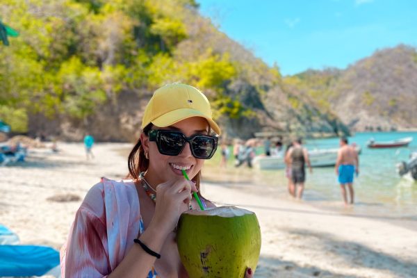 From Puntarenas: Isla Tortuga Speedboat Trip with Lunch – Puntarenas, Costa Rica