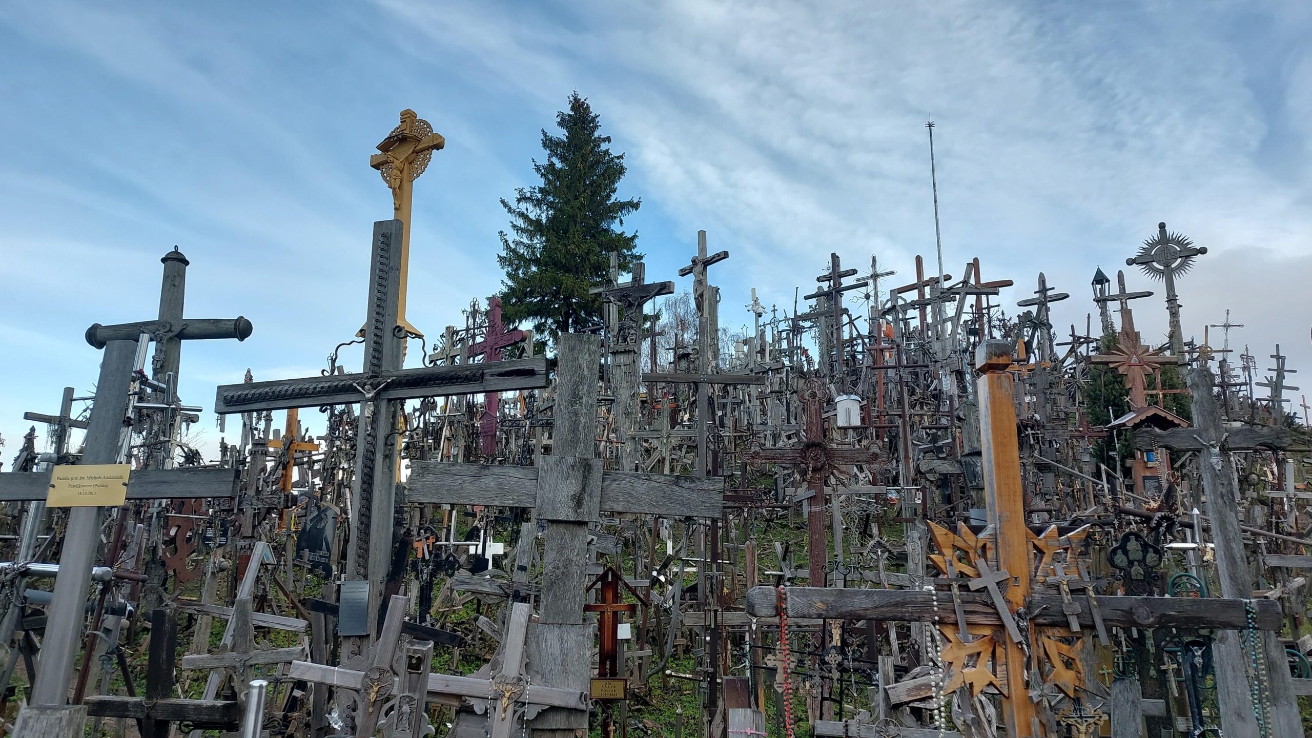 From Riga: Hill of Crosses and Jelgava Day Trip and back. – Lithuania