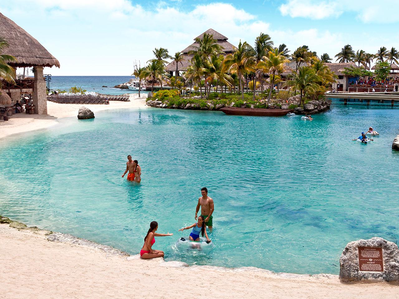 From Riviera Maya: Xcaret Park Plus, the complete experience – Playa del Carmen, Mexico