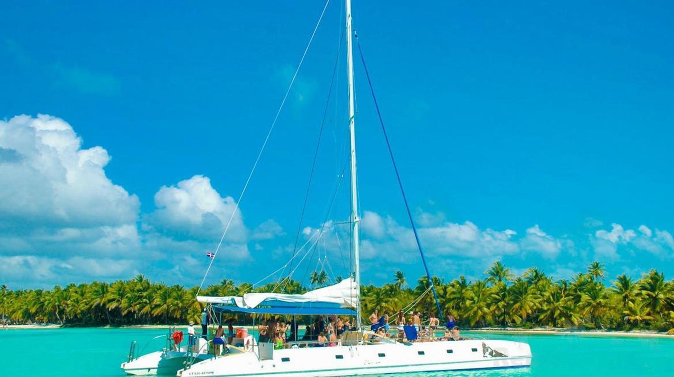 From Santo Domingo: Saona Island Catamaran & Speedboat Tour – Santo Domingo, Dominican Republic