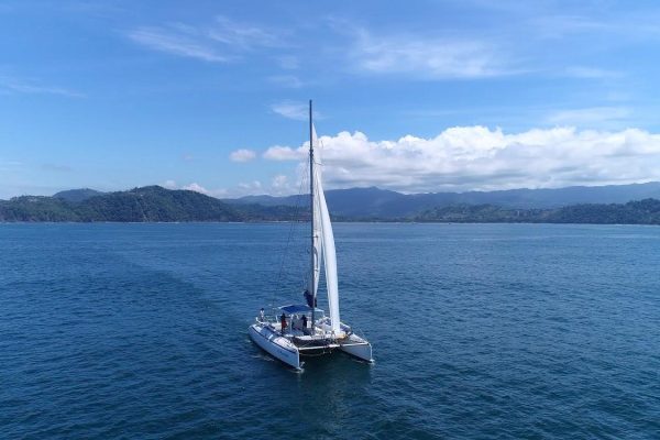 From Timarouba: Sailing & Snorkeling w/Lunch & Drinks Ticket – Tamarindo Bay, Costa Rica