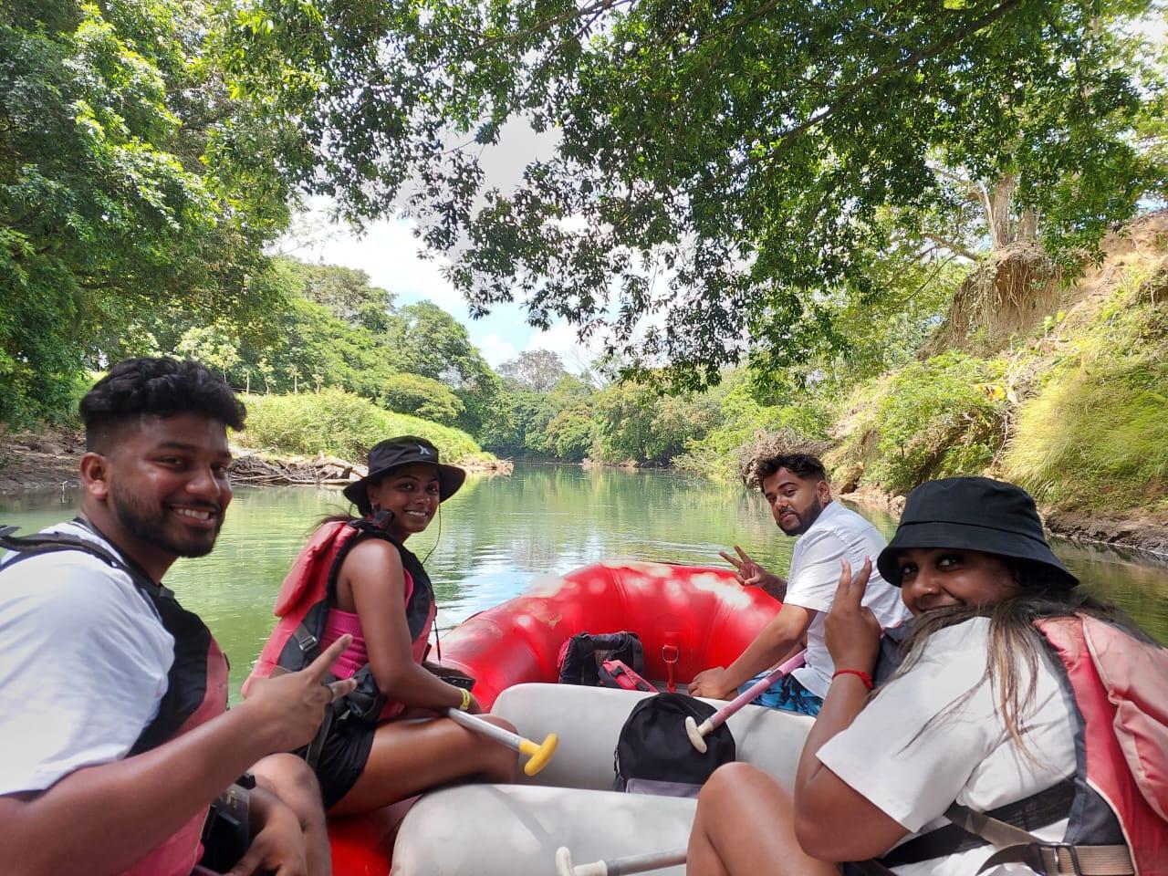 Full-day safari with breakfast at the Rio Peñas Blancas farm – Río Peñas Blancas, Costa Rica