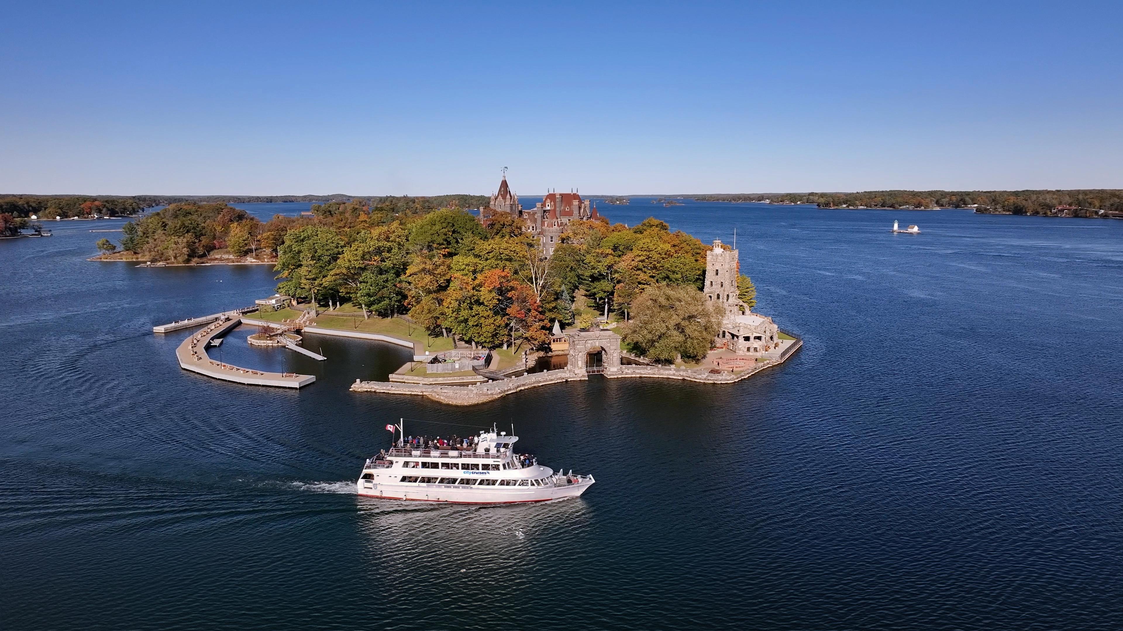 Gananoque: 1000 Islands Cruise & Optional Boldt Castle Entry – Boldt Castle, New York