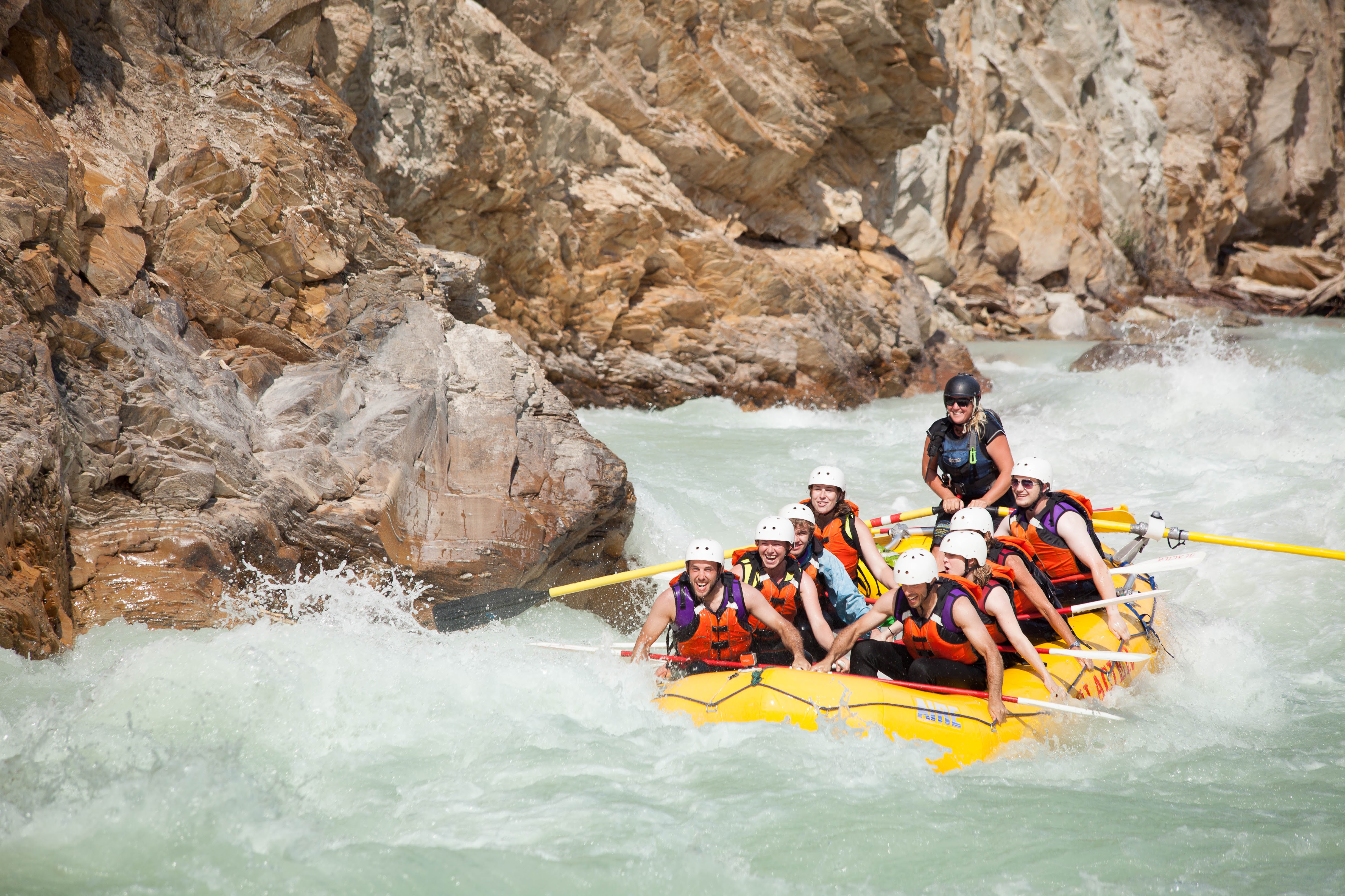 Golden, BC: Kicking Horse River Whitewater Raft Experience – Kicking Horse River, Canada