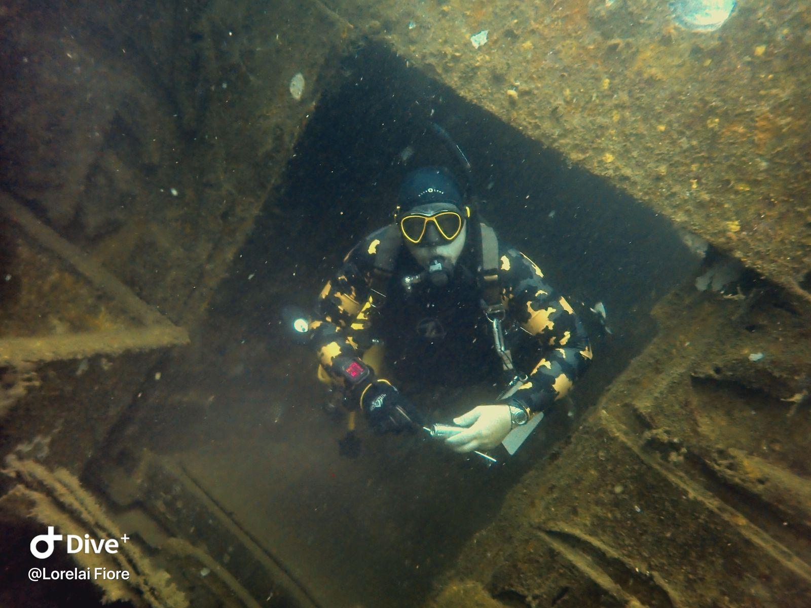 Golfito, Costa Rica: Amazing Day Wreck &/or Reef Dive Trips – Golfito, Costa Rica