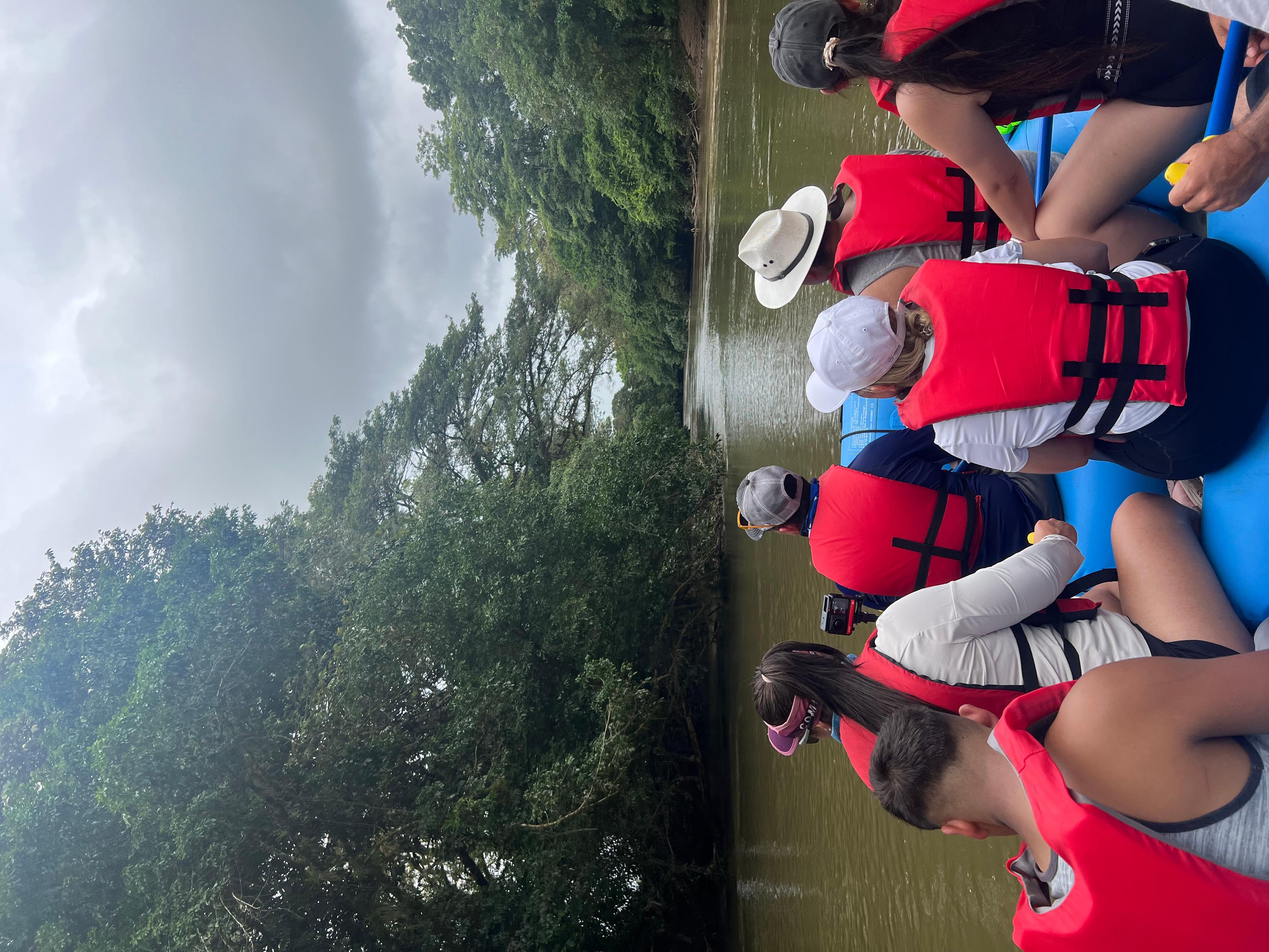 Guatuso: Río Frío Wildlife Boat Tour with Snacks – Tenorio Volcano National Park, Costa Rica