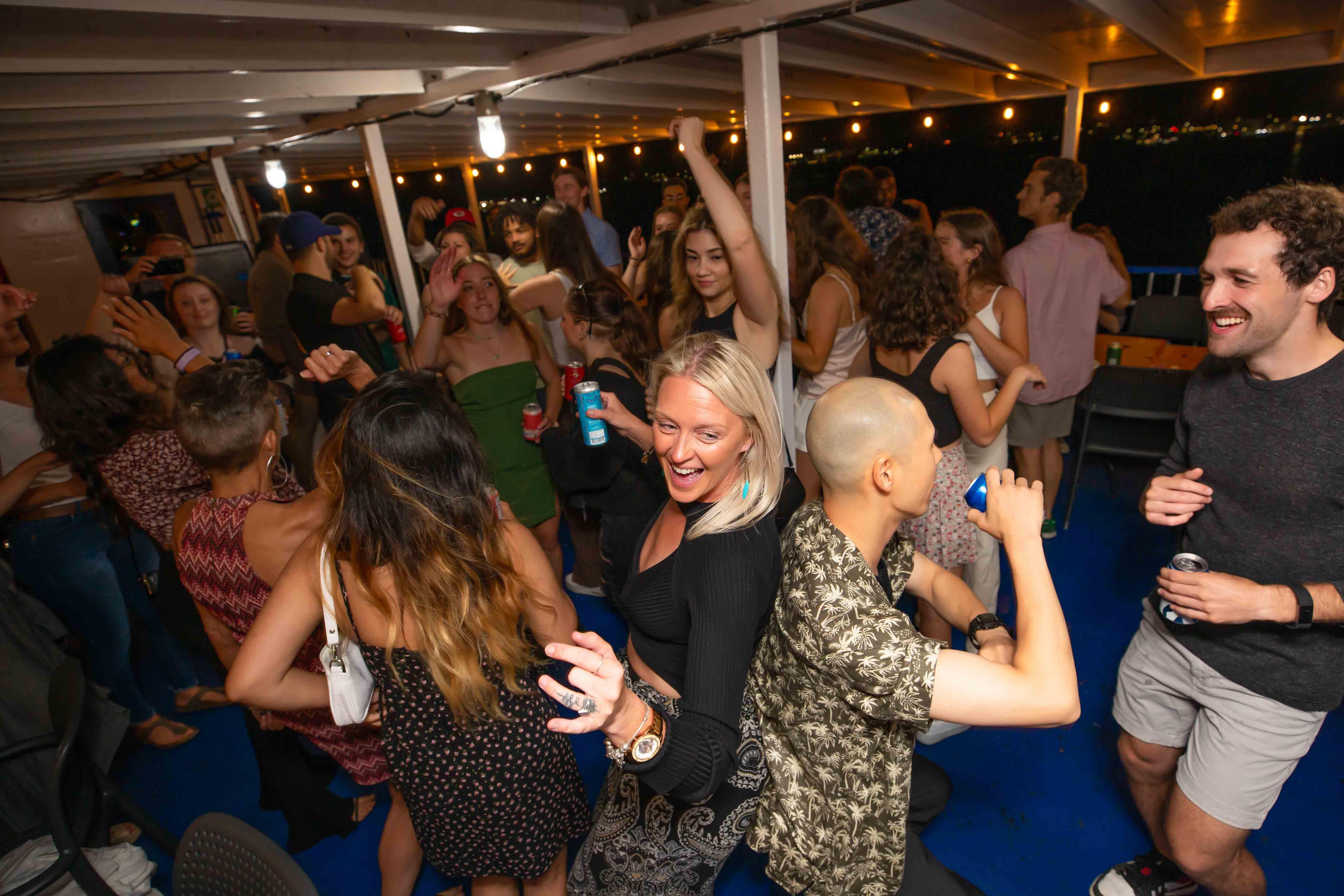 Halifax: Party Cruise on the Harbour Queen – Halifax, Canada