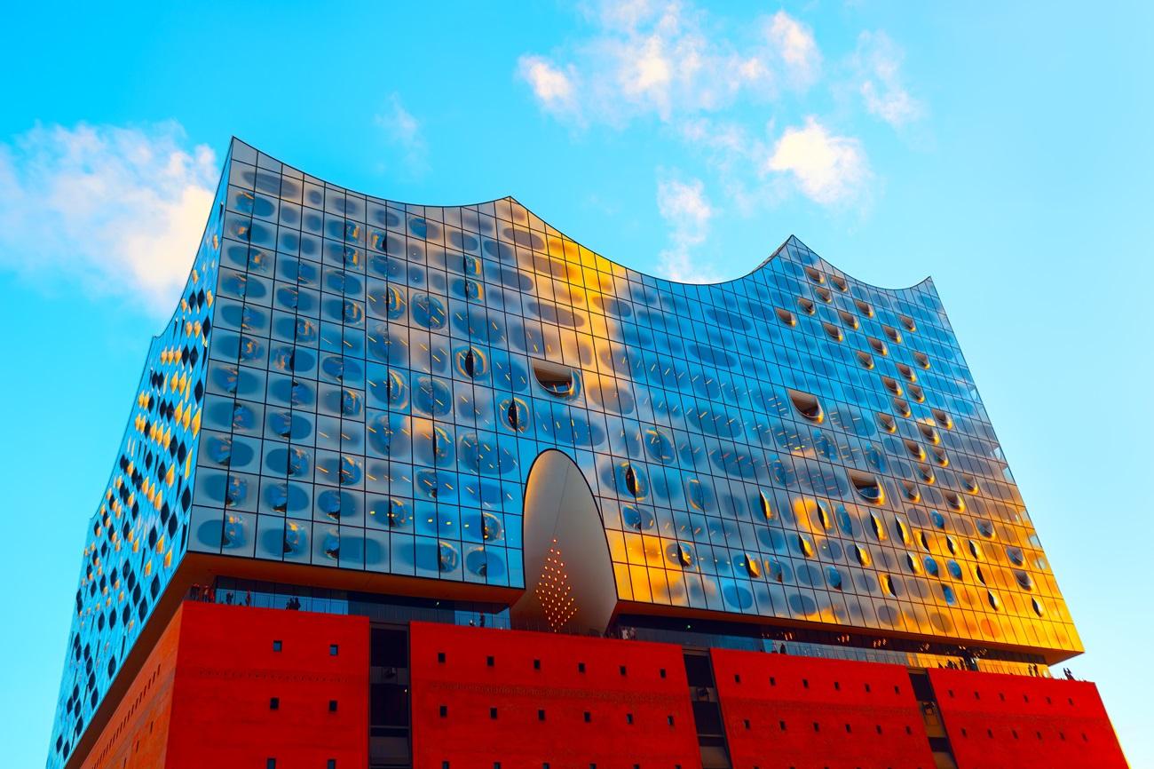 Hamburg: Elbphilharmonie Plaza, Highlights & Surroundings – Hamburg, Germany