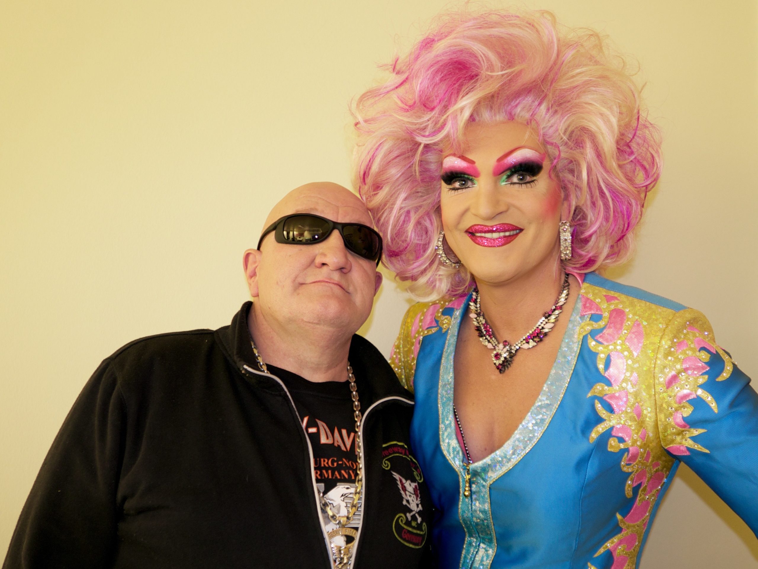 Hamburg: Original Kiez Tour in German with Eddy Kante – Hamburg, Germany