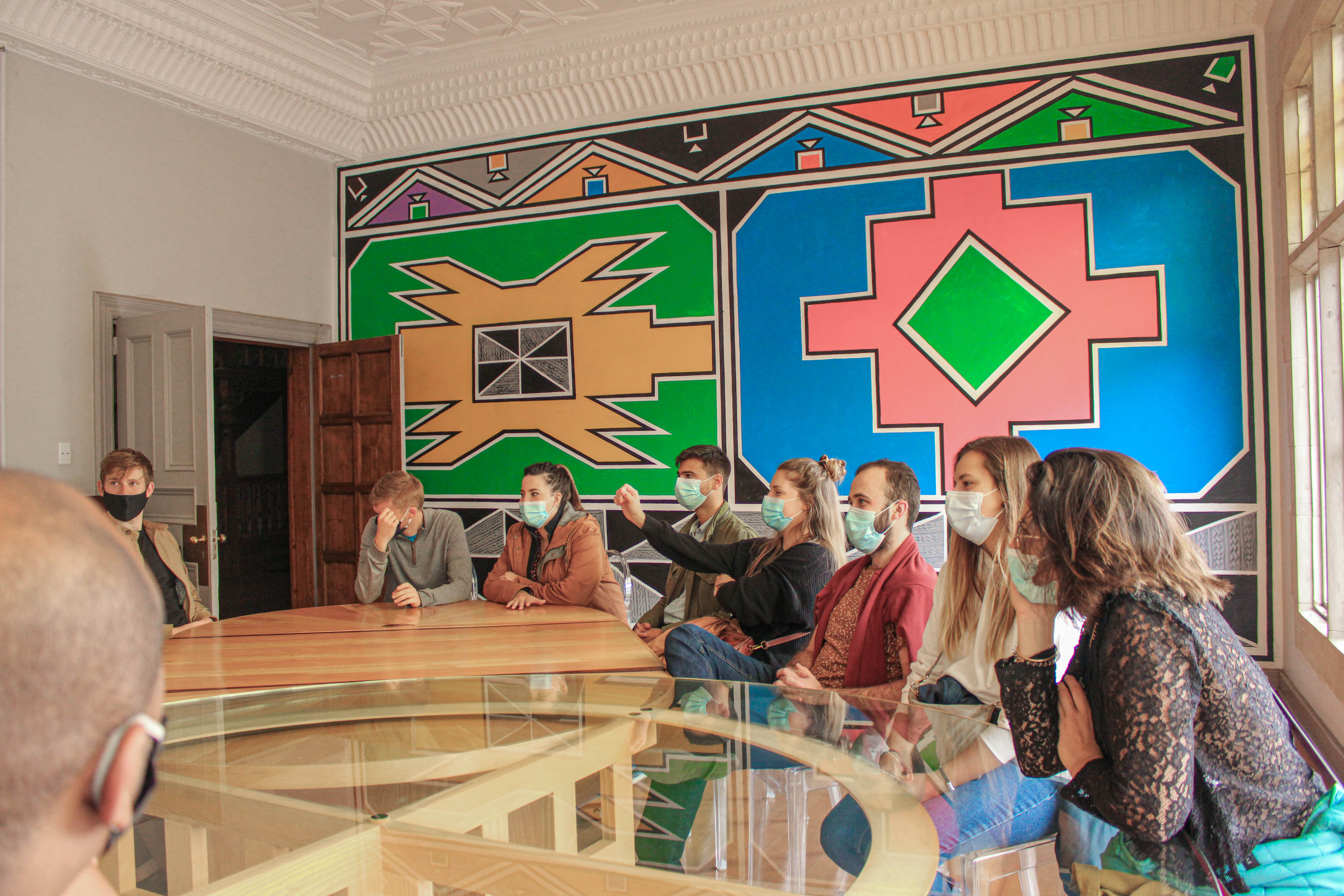 Hillbrow Walking Tour with access to Ponte city building – Johannesburg, South Africa