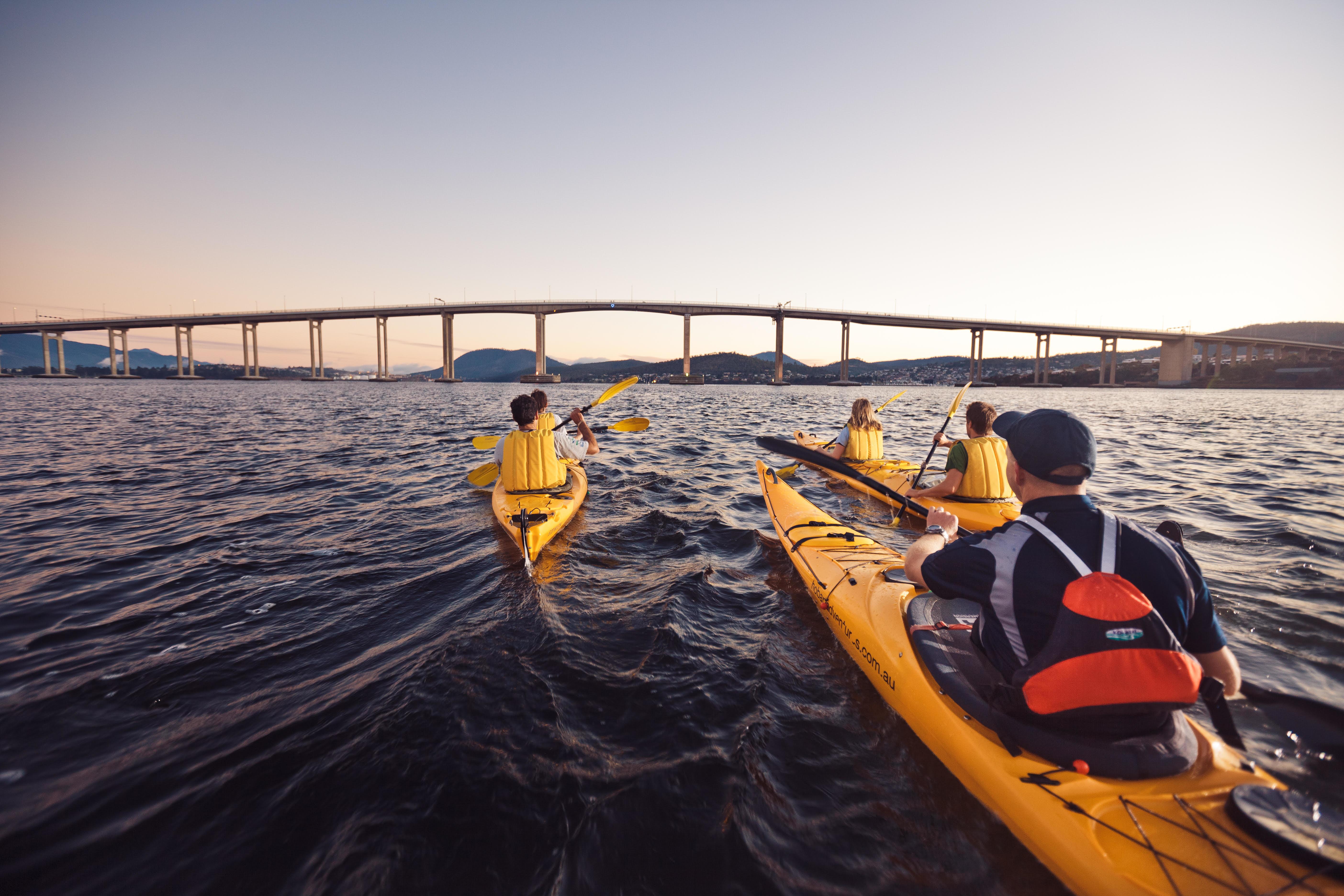 Hobart City 2.5-Hour Kayak Tour – Hobart, Australia