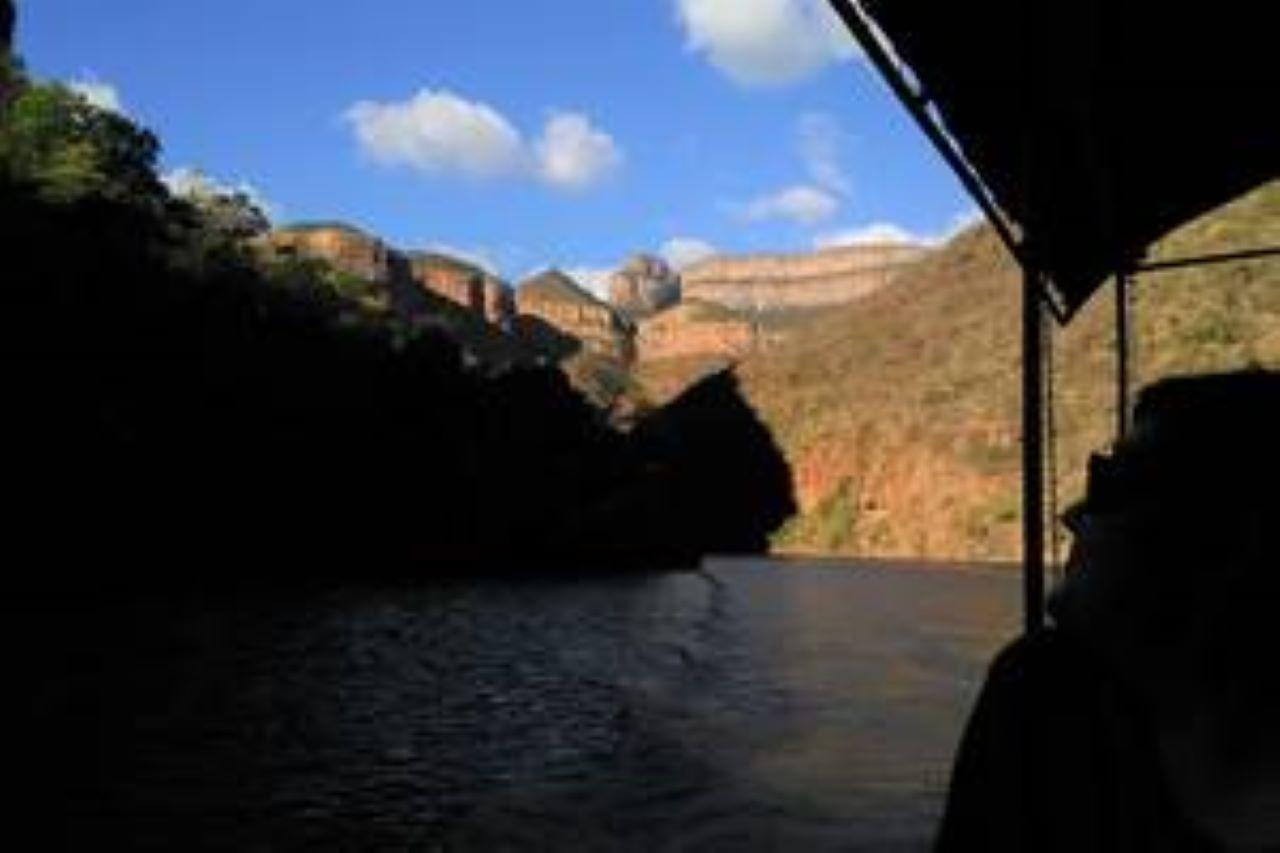 Hoedspruit: Blyde River Canyon Dam Boat Cruise – Pilgrim’s Rest, South Africa