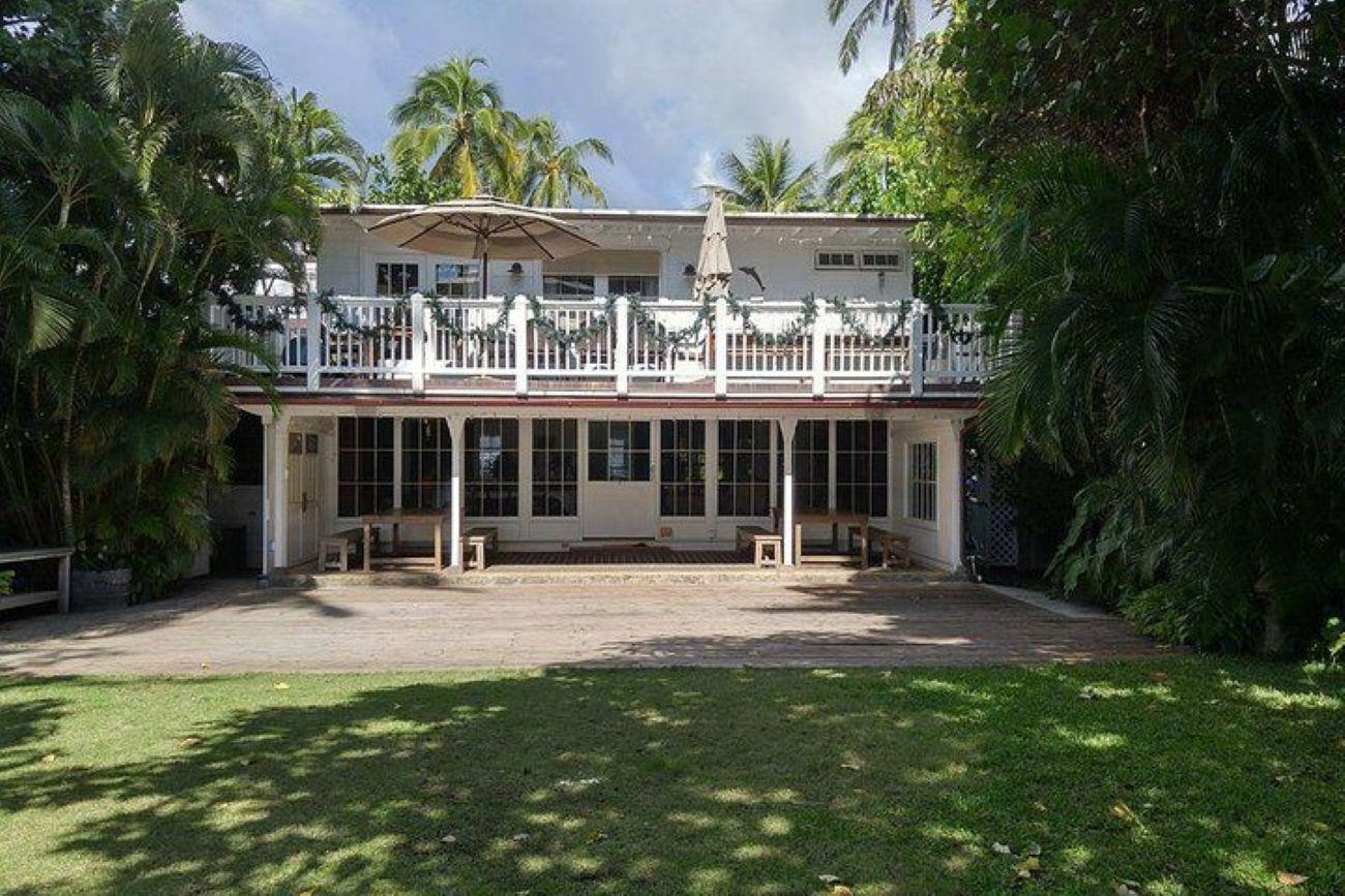 Honolulu: Afternoon at McGarrett’s-Hawaii Five-O – Honolulu, Hawaii