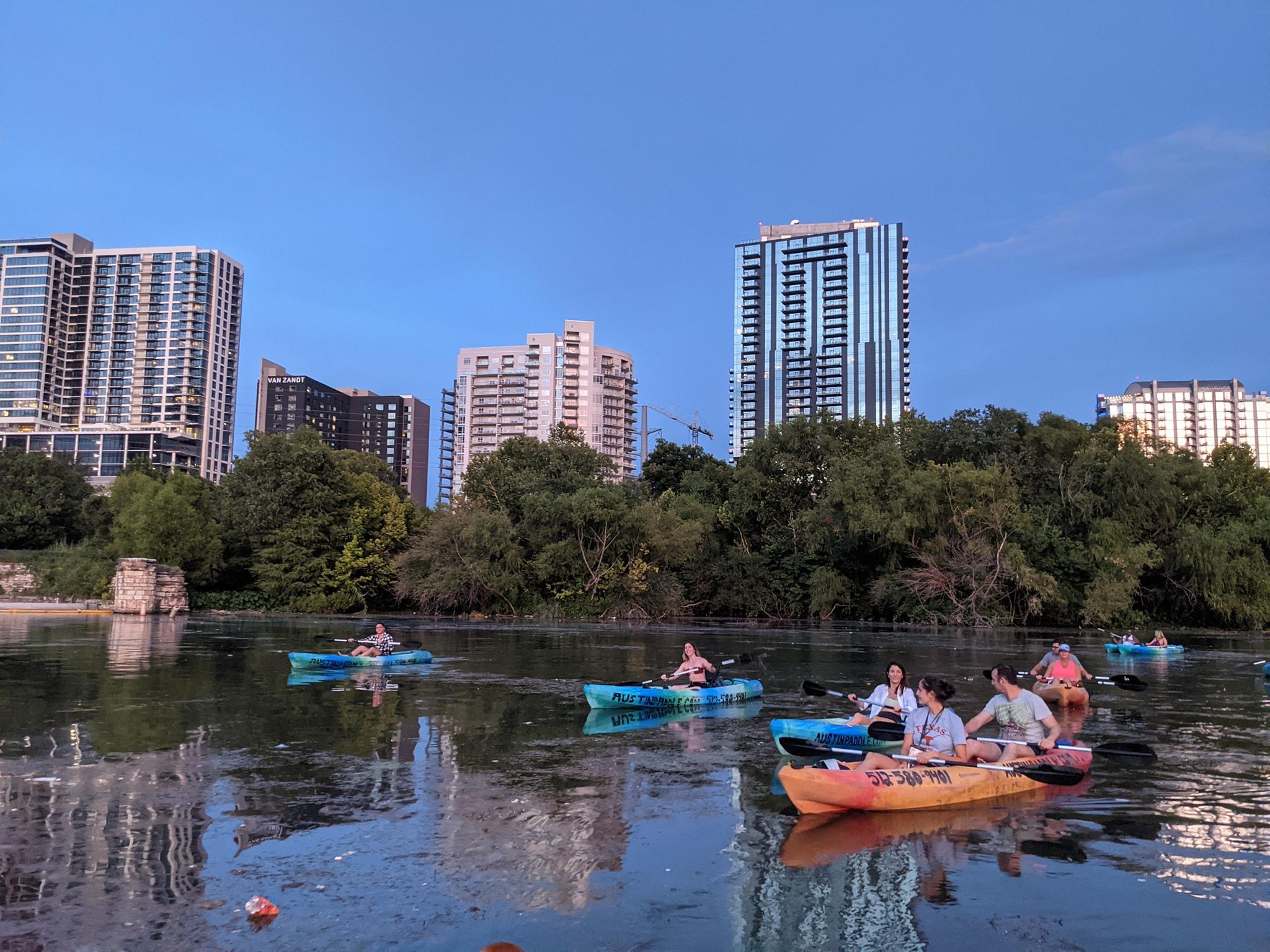 Houston: Sunset Skyline Kayak Tour – Houston, Texas