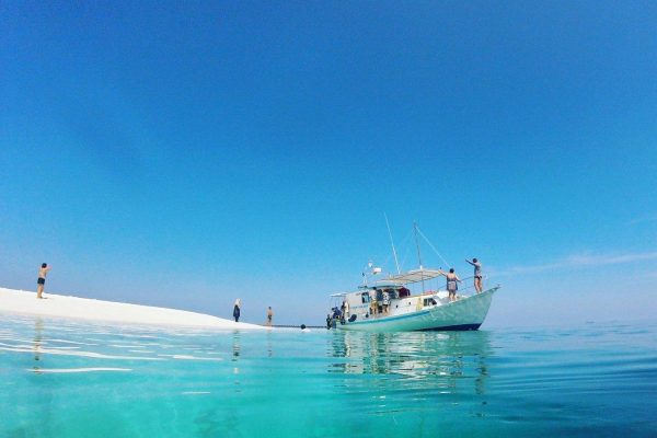 Hulhumale: Full Day Boat Tour and Snorkeling – Maldives