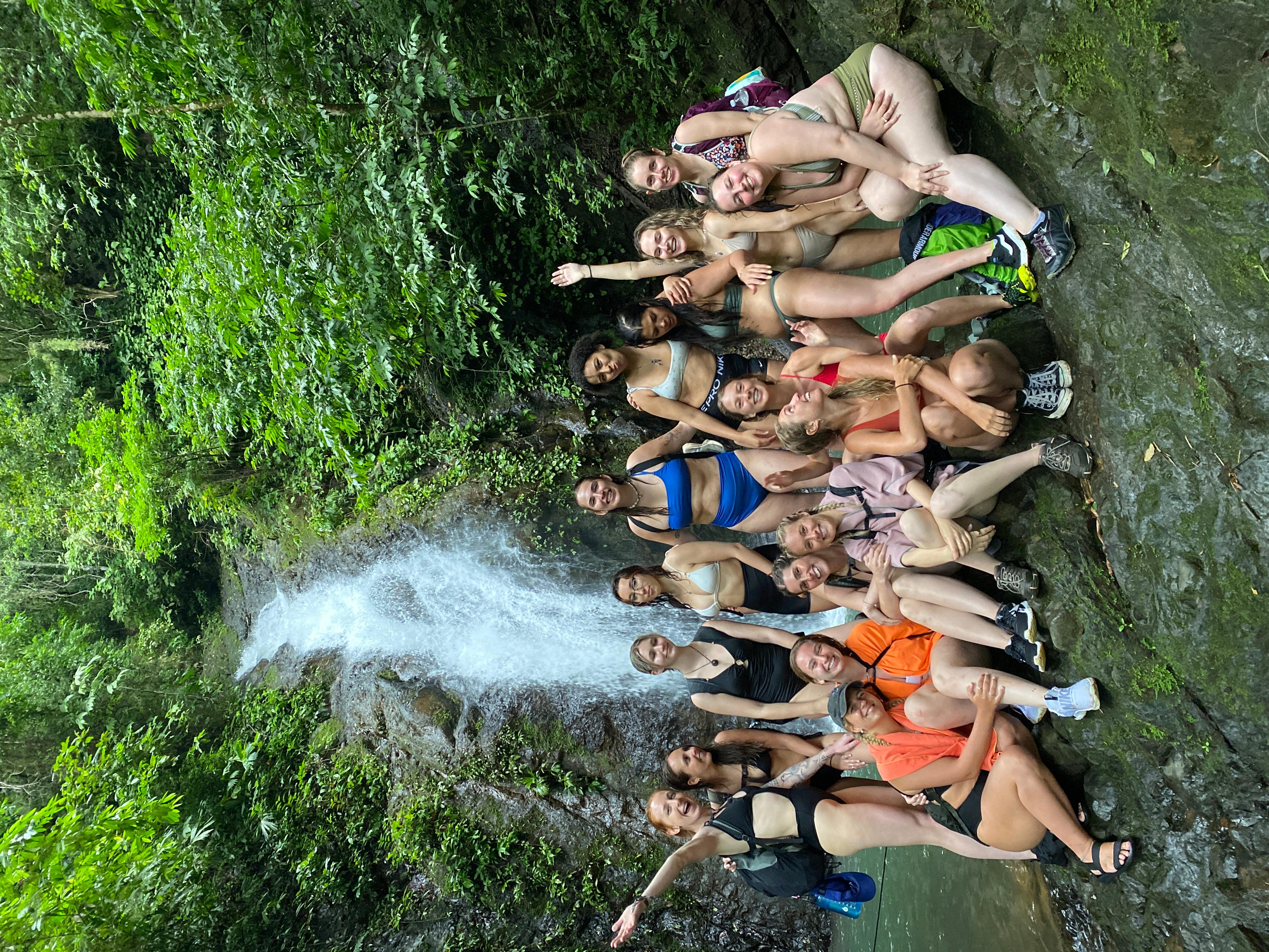 Jaco: 10 Hidden Waterfalls Hike with Local Food Experience – Jaco, Costa Rica