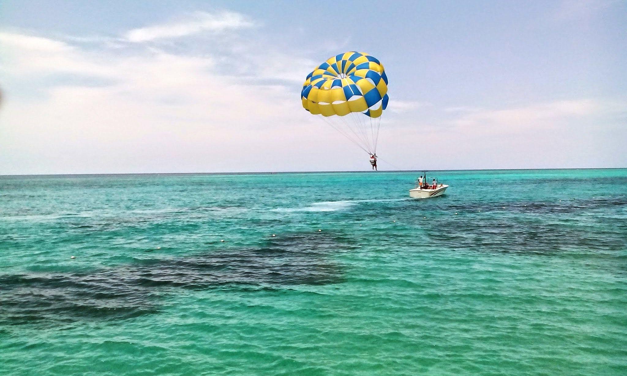 Jet Ski, Beach Tubing, Parasailing & Beach Day Private Tour – Montego Bay, Jamaica