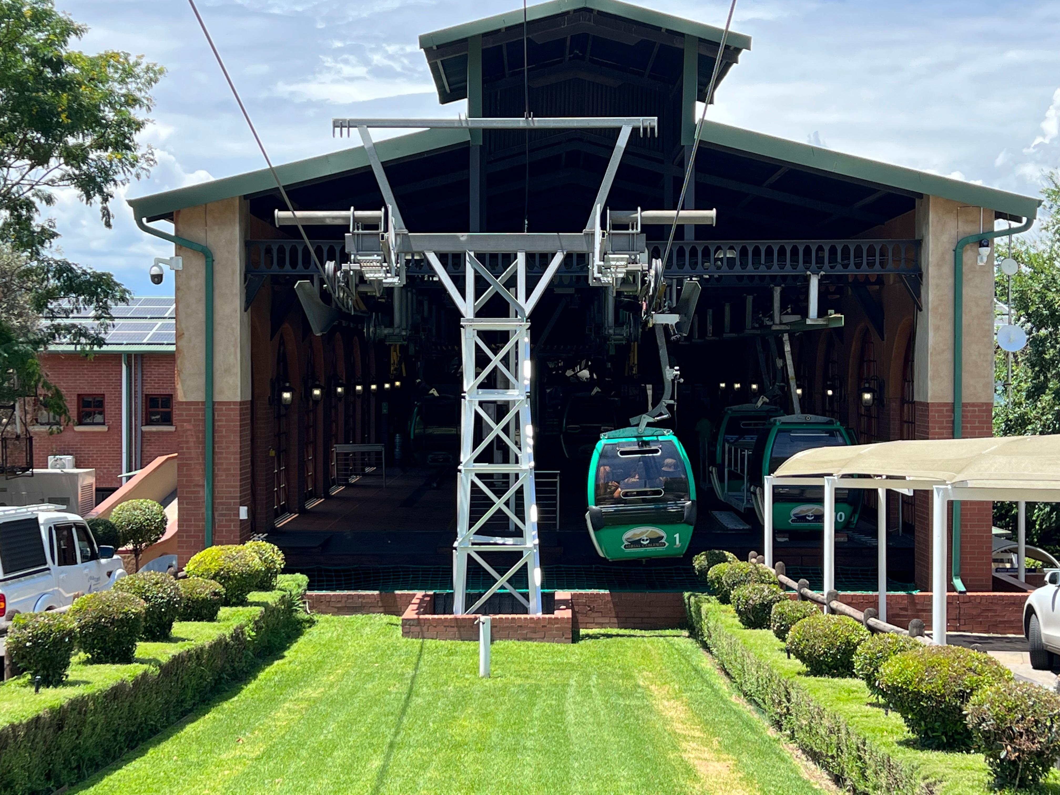 Johannesburg: Cableway and Lunch Boat Cruise Half Day Tour – Johannesburg, South Africa