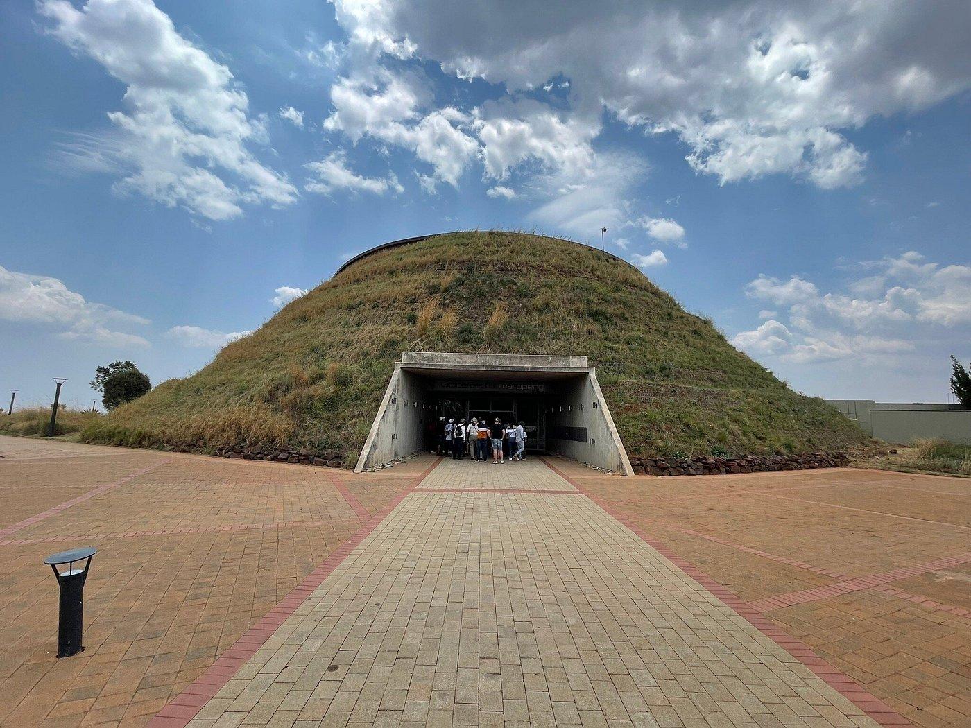 Johannesburg: Cradle of Humankind Guided Tour with Transfers – Johannesburg, South Africa