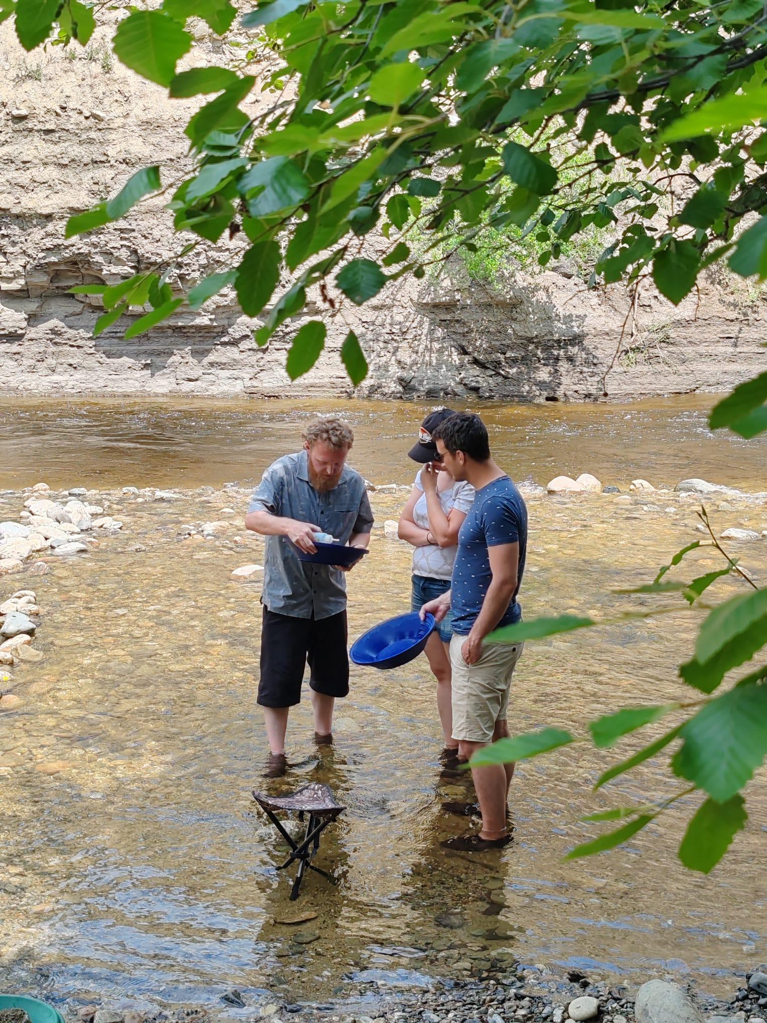 Kelowna: Okanagan Gold Panning Experience at Scenic Canyon – Mission Creek Regional Park, Canada