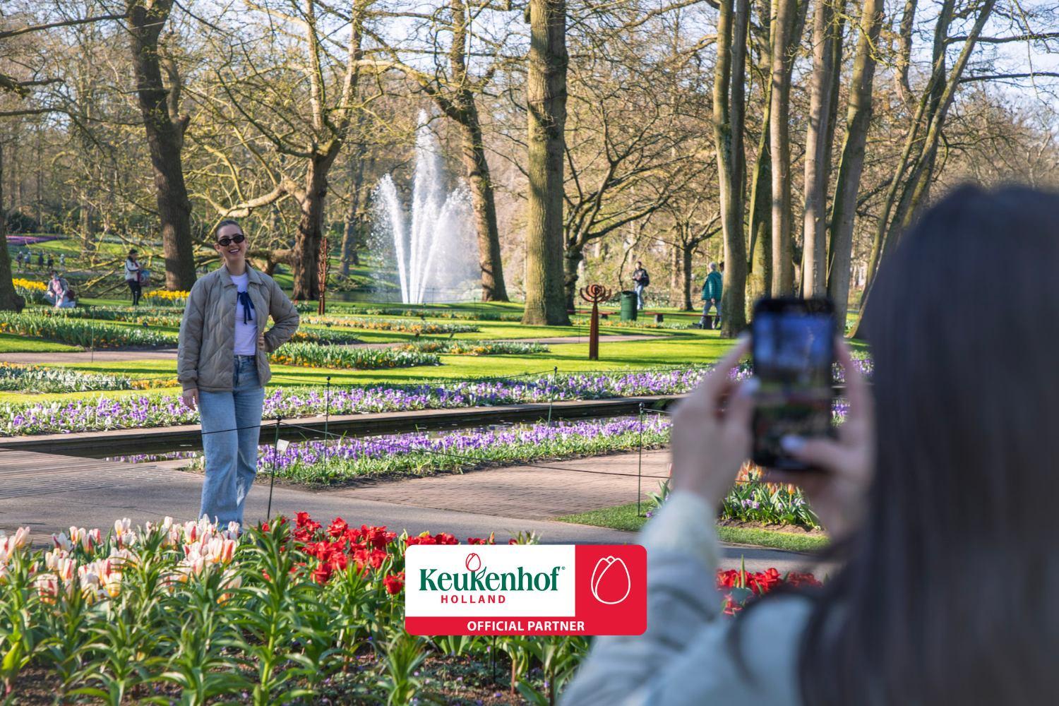Keukenhof Tour + Tulip Picking – From Amsterdam – Noordwijkerhout, Netherlands