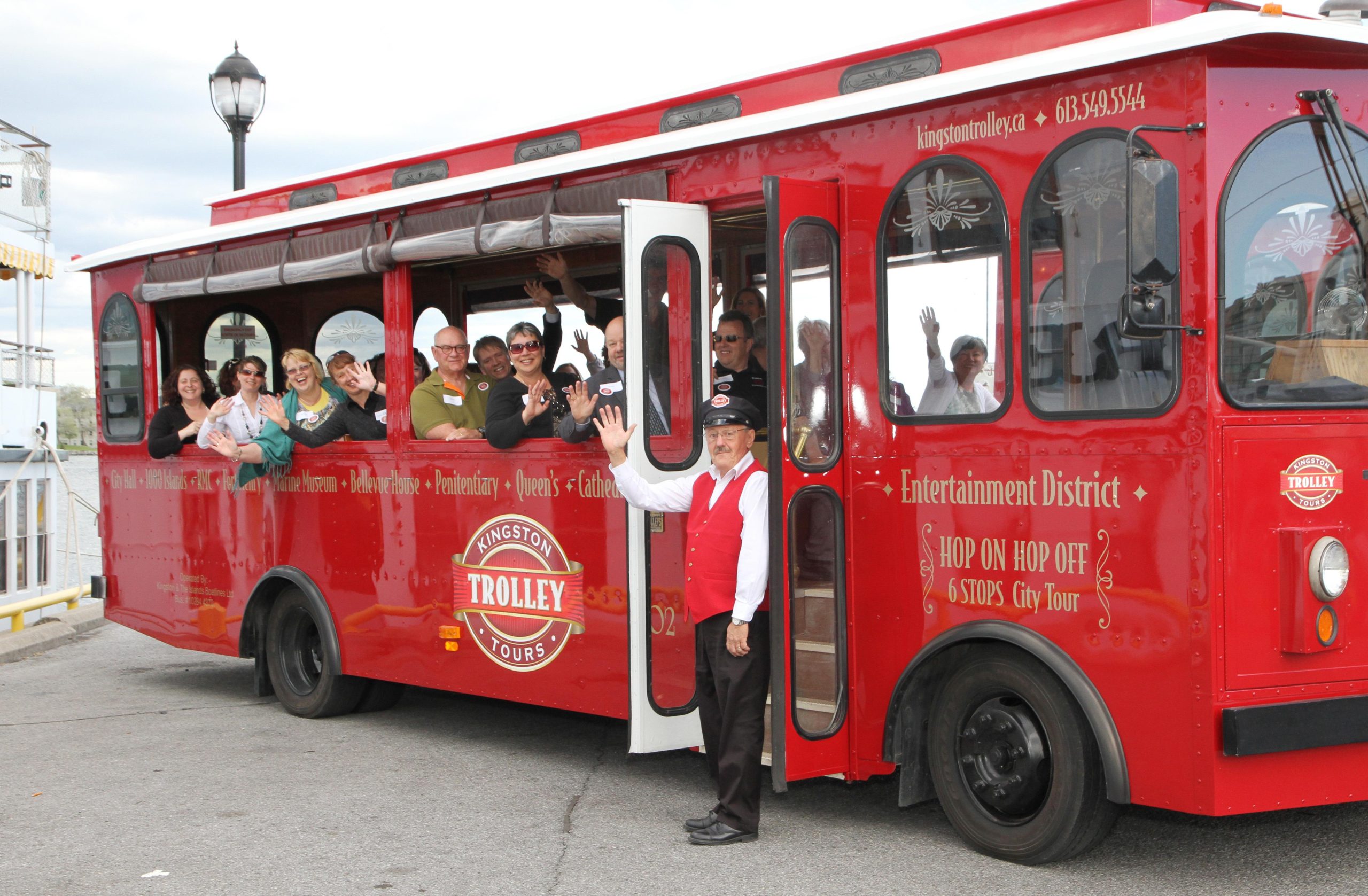 Kingston: Hop-On Hop-Off Trolley Tour – Kingston, Canada