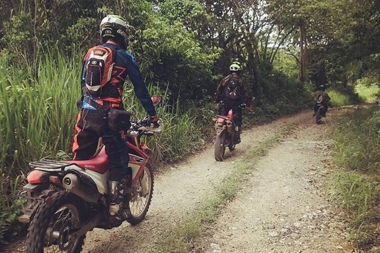 Kingston: JAMAICA Dirt bike Tour 1 day Offroad/Onroad – Blue Mountains, Jamaica