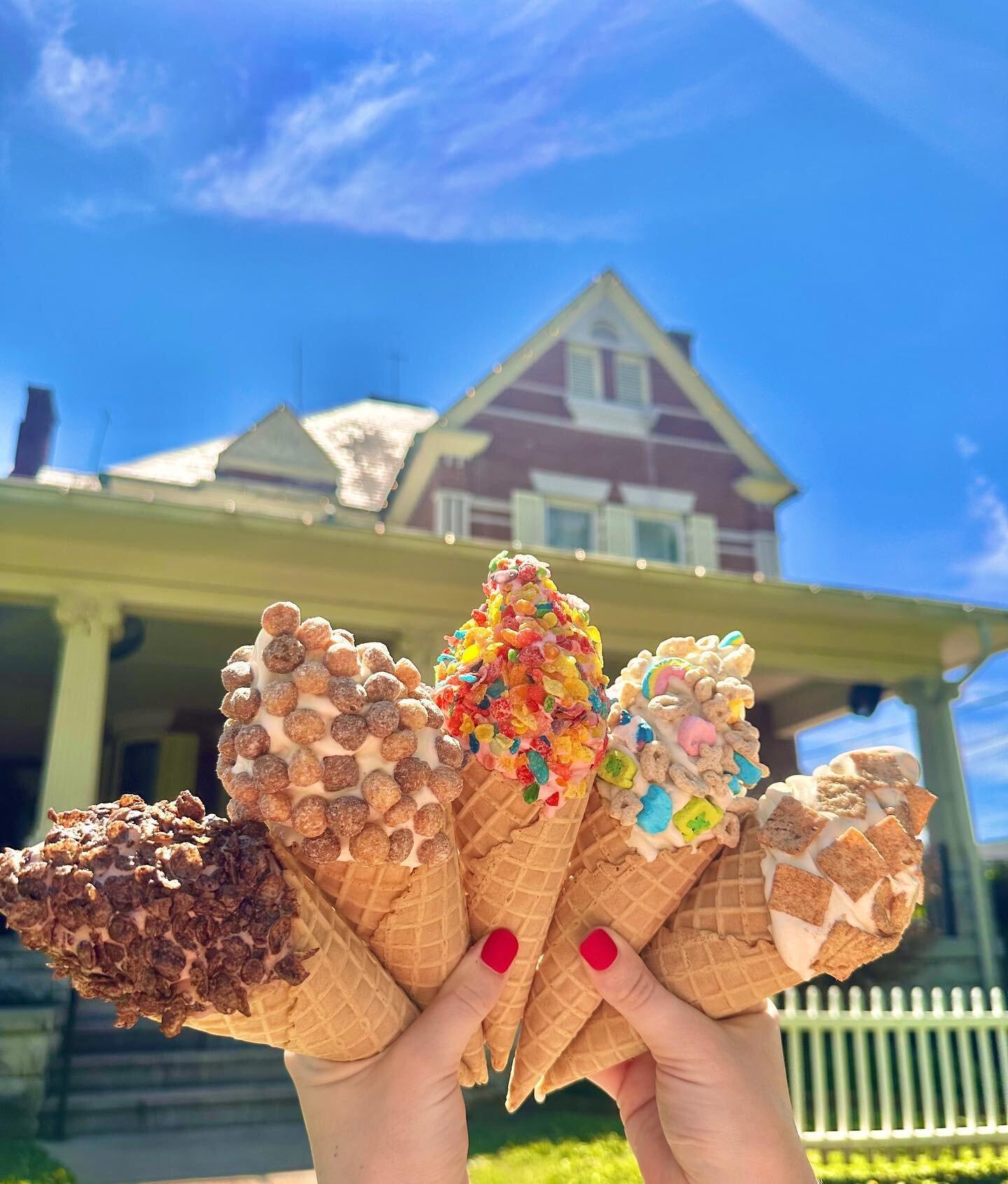 Knoxville: Hidden Gems Walking Tour with Ice Cream & Coffee – Knoxville, Tennessee