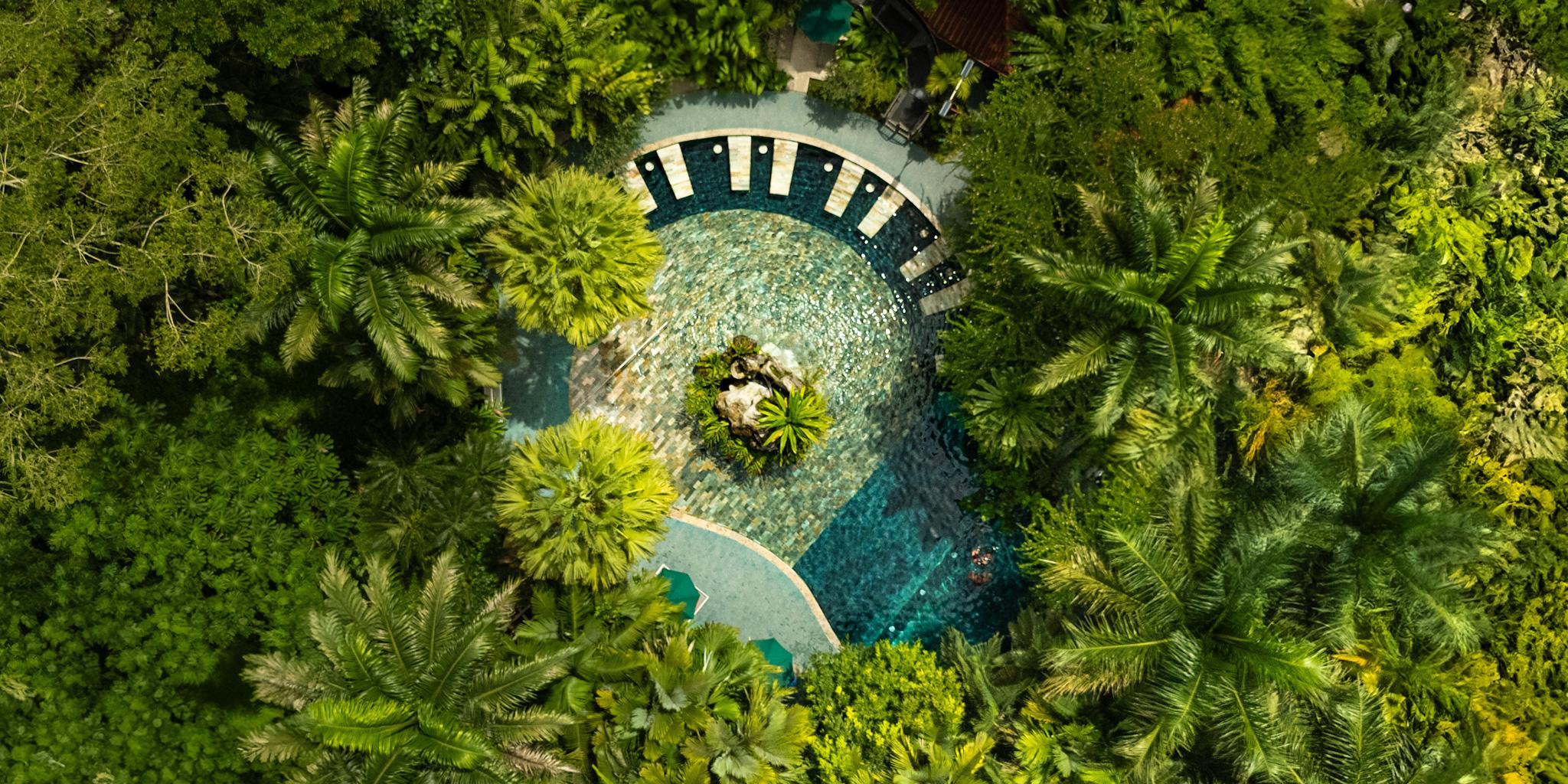 La Fortuna: Paradise Hot Springs Day Pass – La Fortuna, Costa Rica