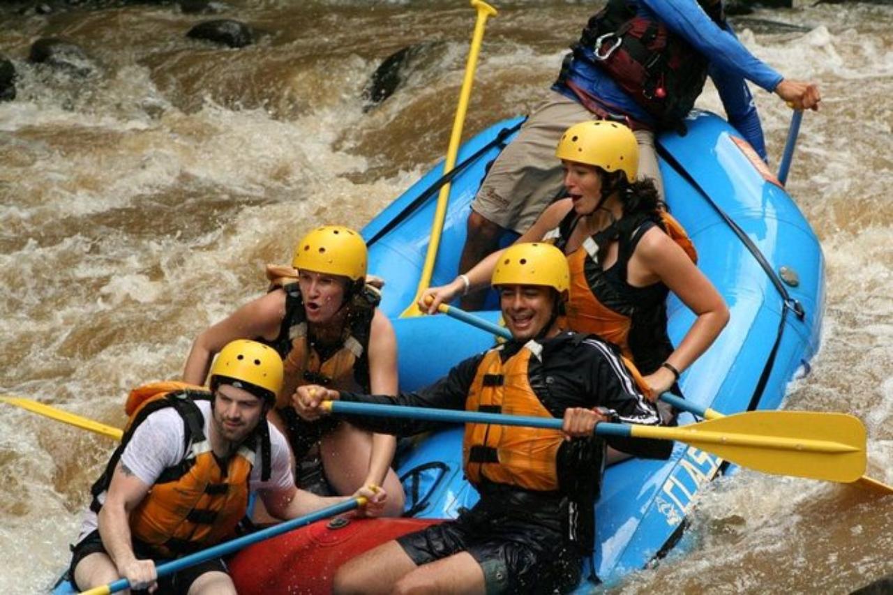 La Fortuna: Rafting level III & zip lines & Superman – La Fortuna, Costa Rica