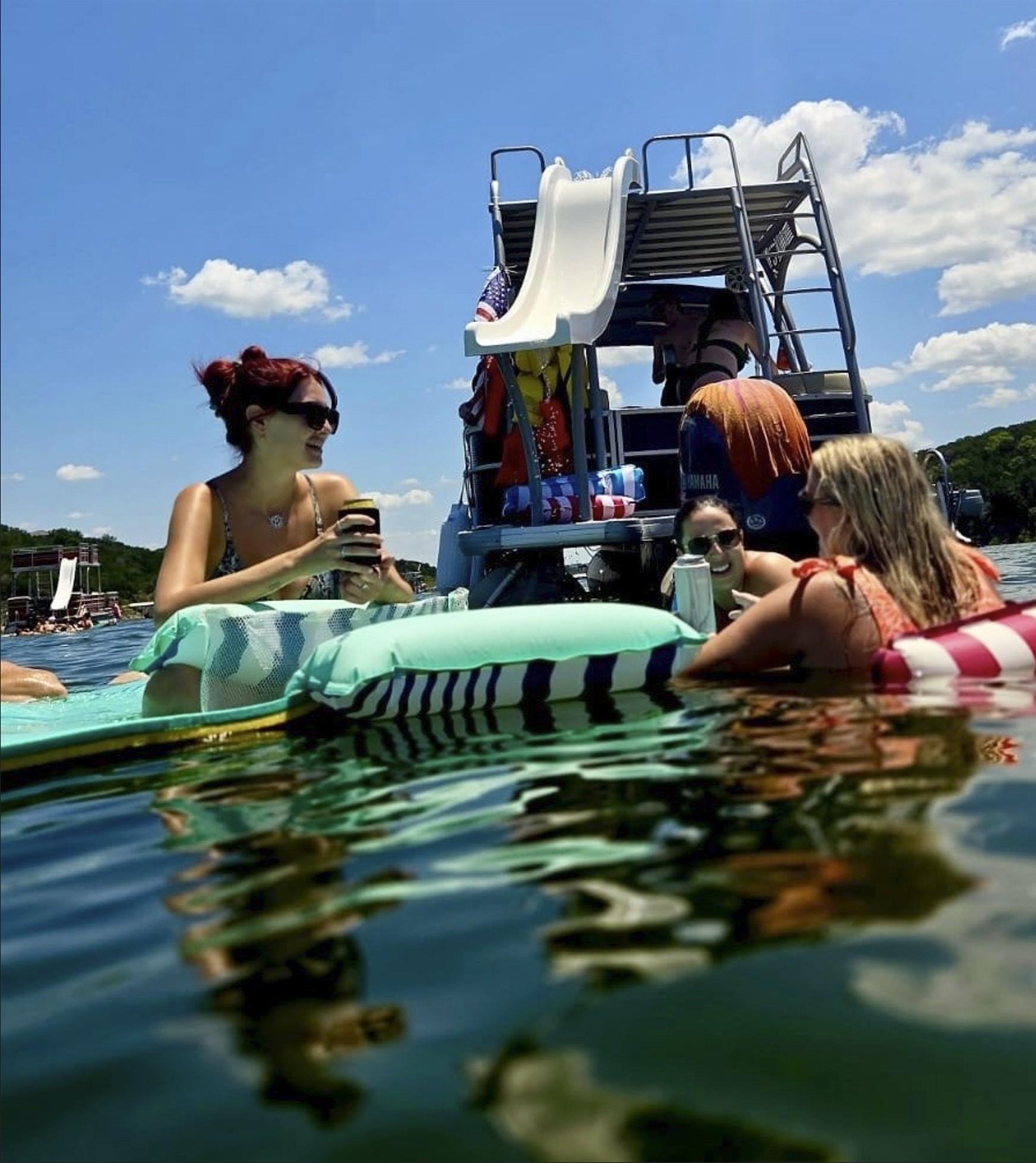 Lake Travis: Devil’s Cove Boat Party – Lake Travis, Texas