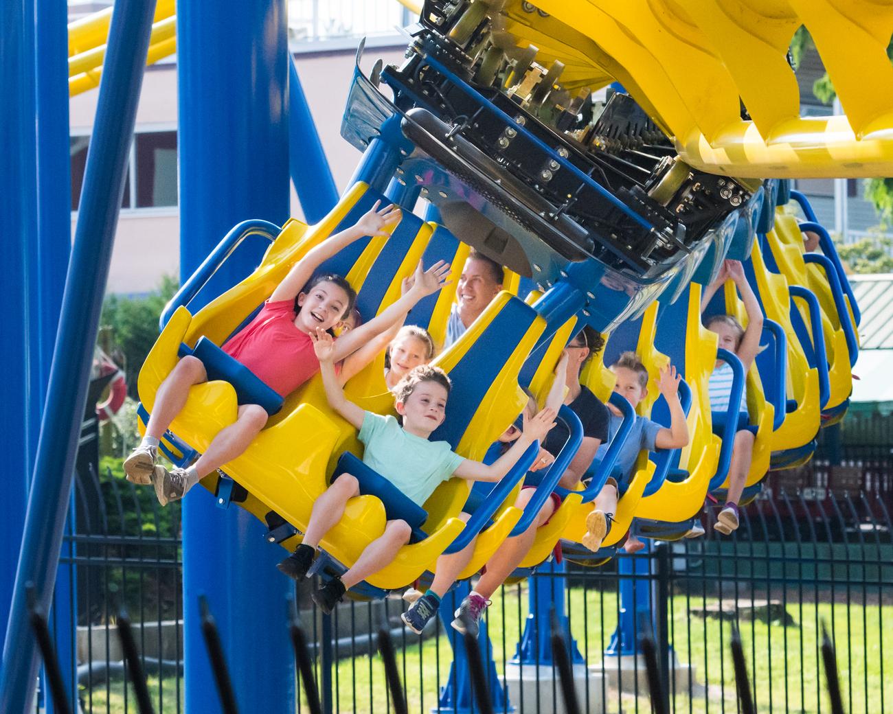 Lancaster, PA: Dutch Wonderland Theme Park Entry Ticket – Lancaster, Pennsylvania