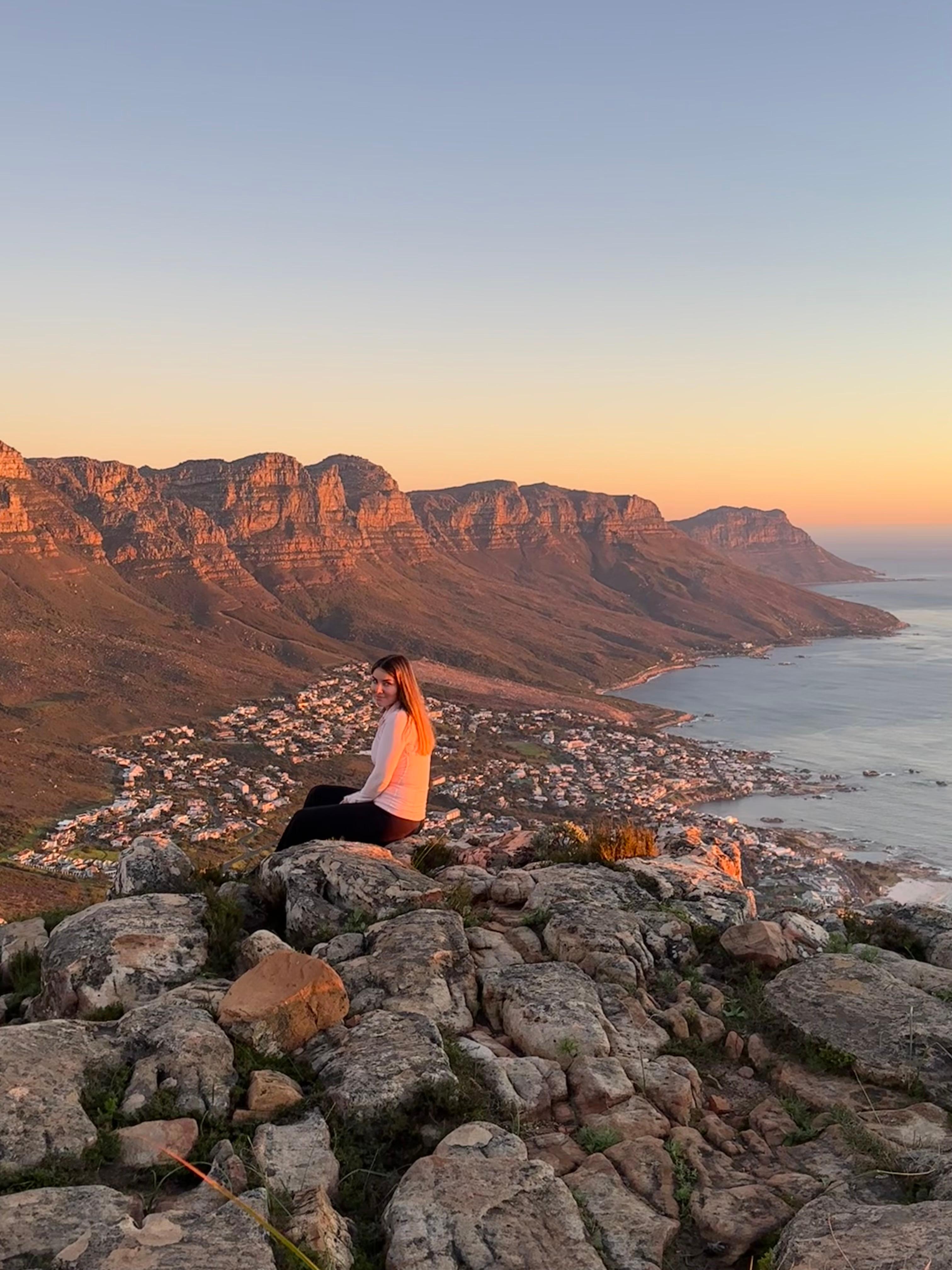 Lion’s Head Hike: Cape Town – Sunrise or Sunset Hike – Cape Town, South Africa