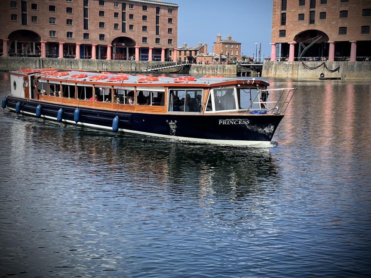 Liverpool: Albert Docks Sightseeing Cruise with Commentary – Liverpool, United Kingdom