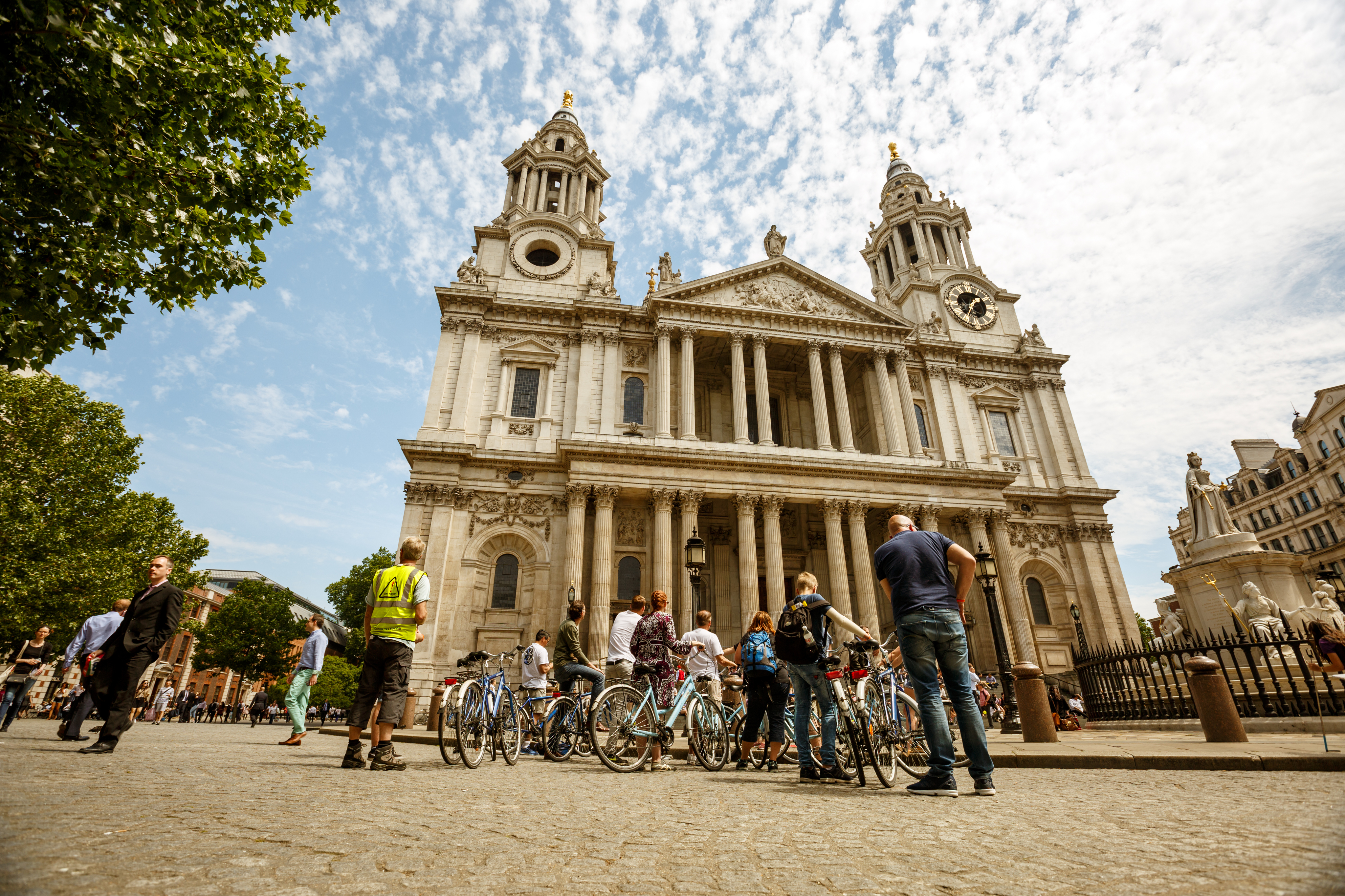 London: Classic Gold 3.5-Hour Bike Tour – London, United Kingdom