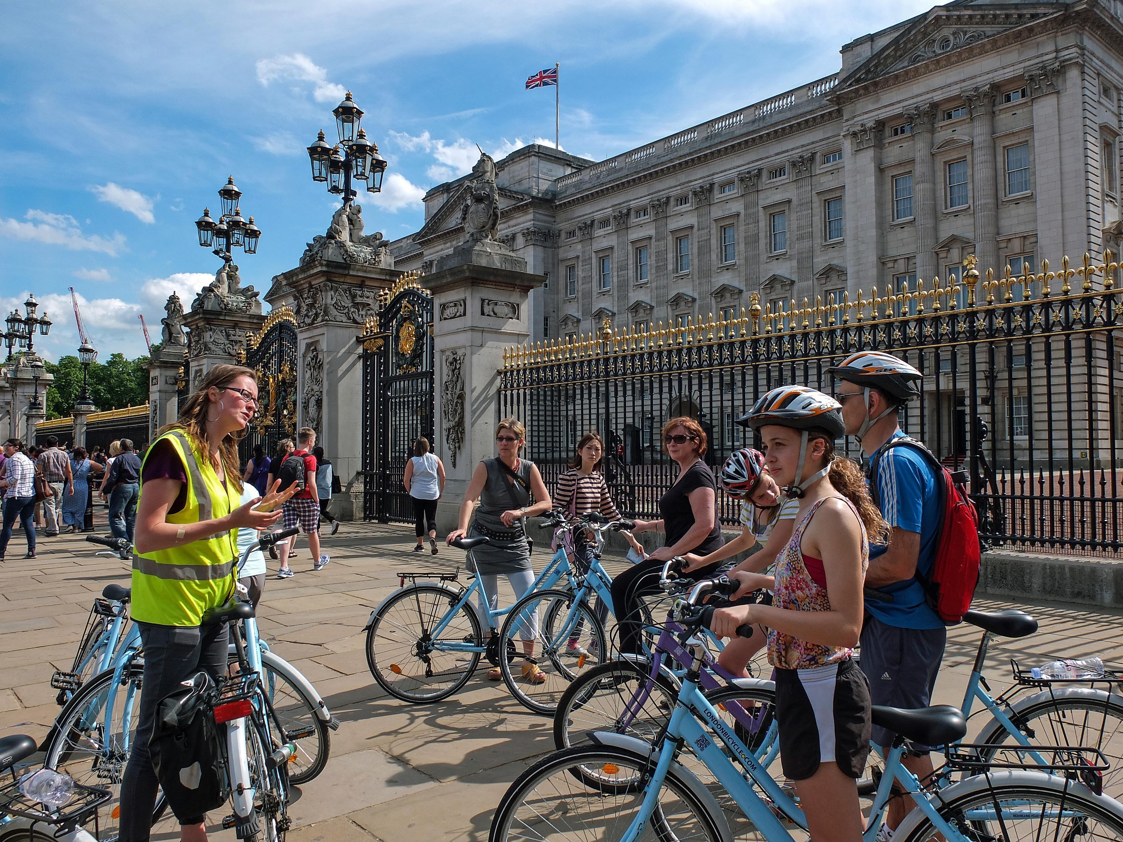 London: Private Bike or eBike Gold Classic Tour – London, United Kingdom