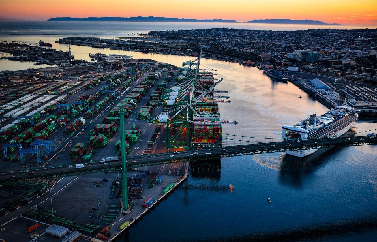 Los Angeles: Sightseers Dream Airplane Tour of the South Bay – Los Angeles, California