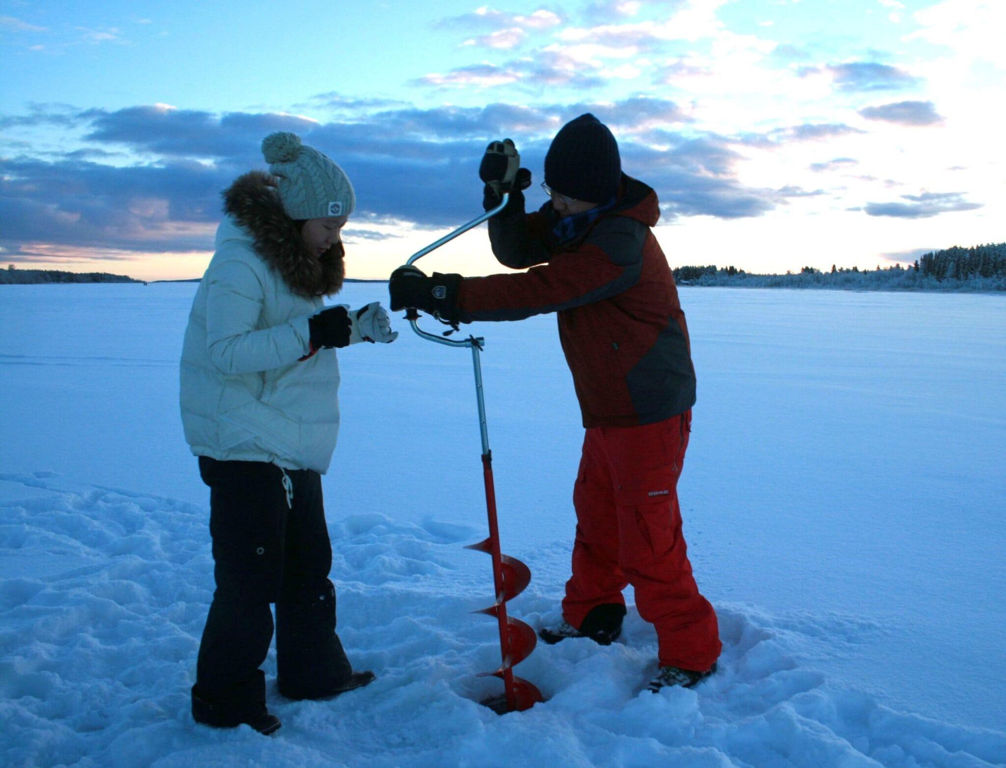 Luleå: Ice Fishing Adventure on the Frozen Sea – Luleå, Sweden