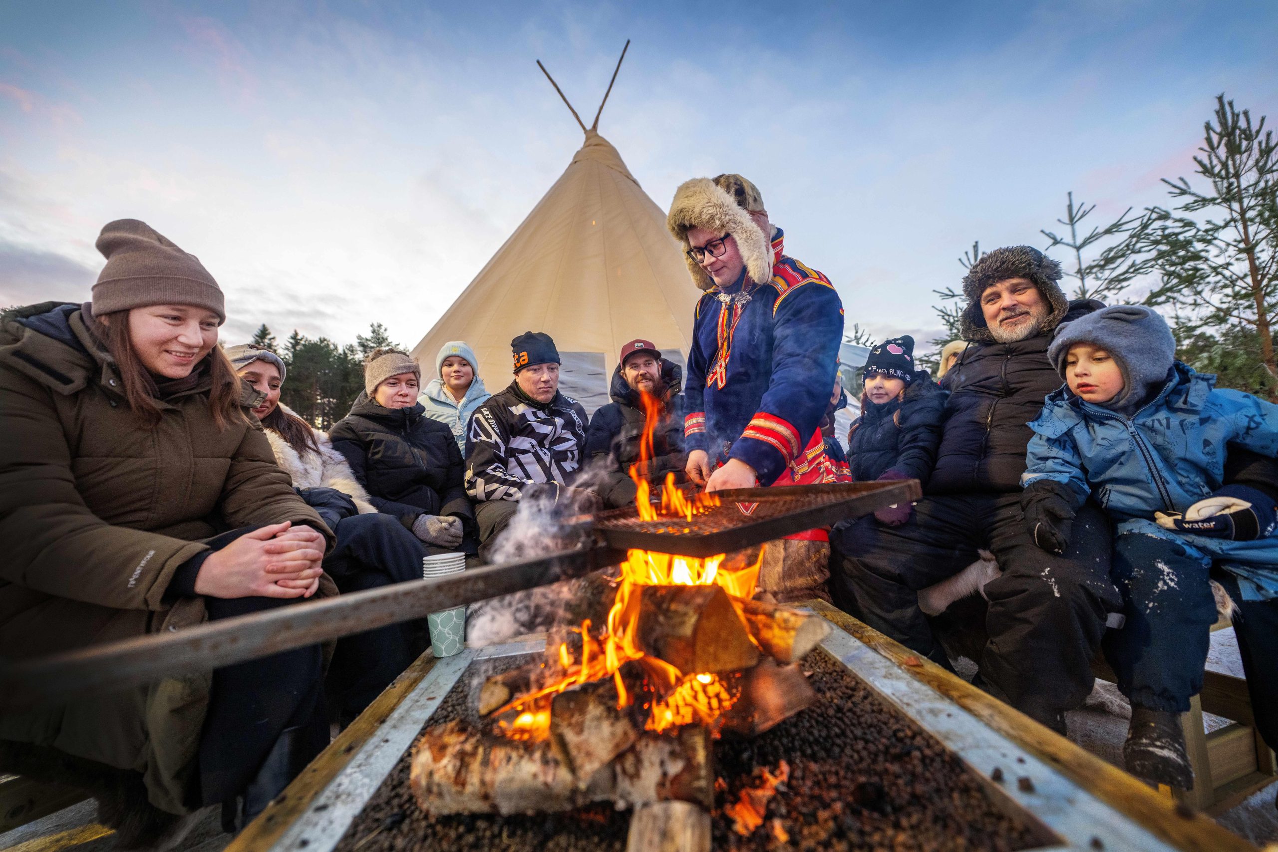 Luleå: Meet the Reindeer, Sámi Flavors & Stories by the Fire – Luleå, Sweden