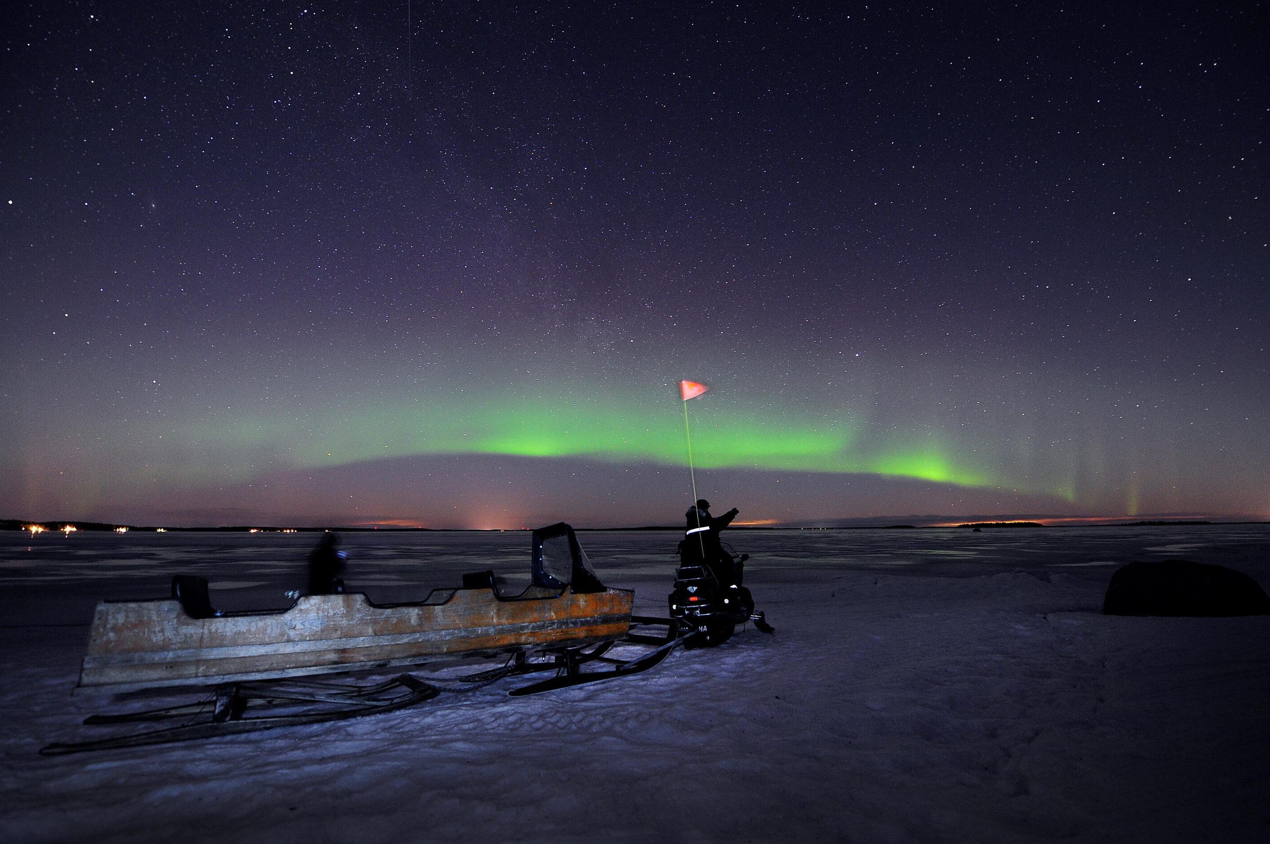 Luleå : Northern Lights Tour on a Snowmobile drawn Sled – Luleå, Sweden
