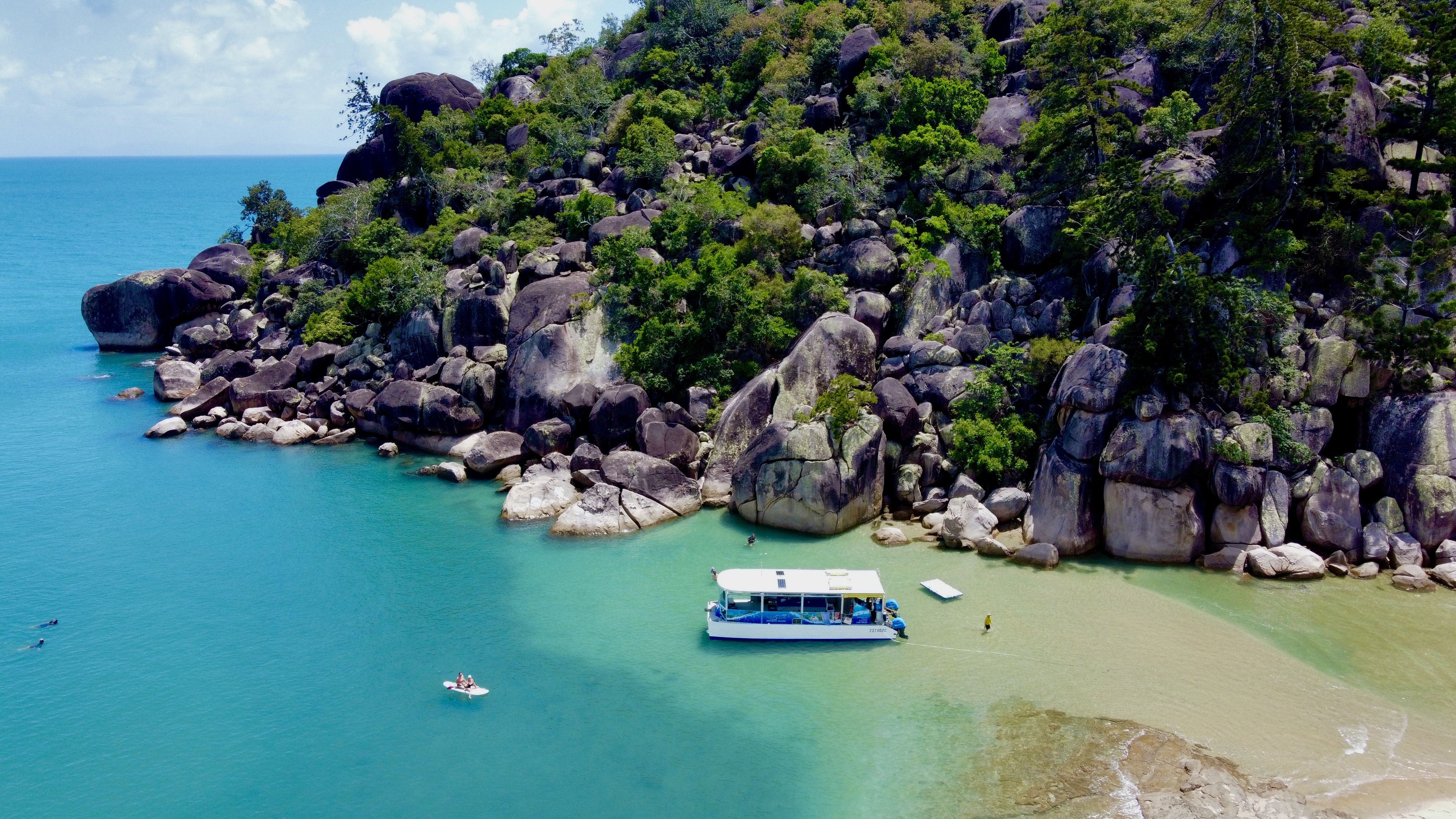 Magnetic Island: Snorkel Discovery Tour – Queensland, Australia